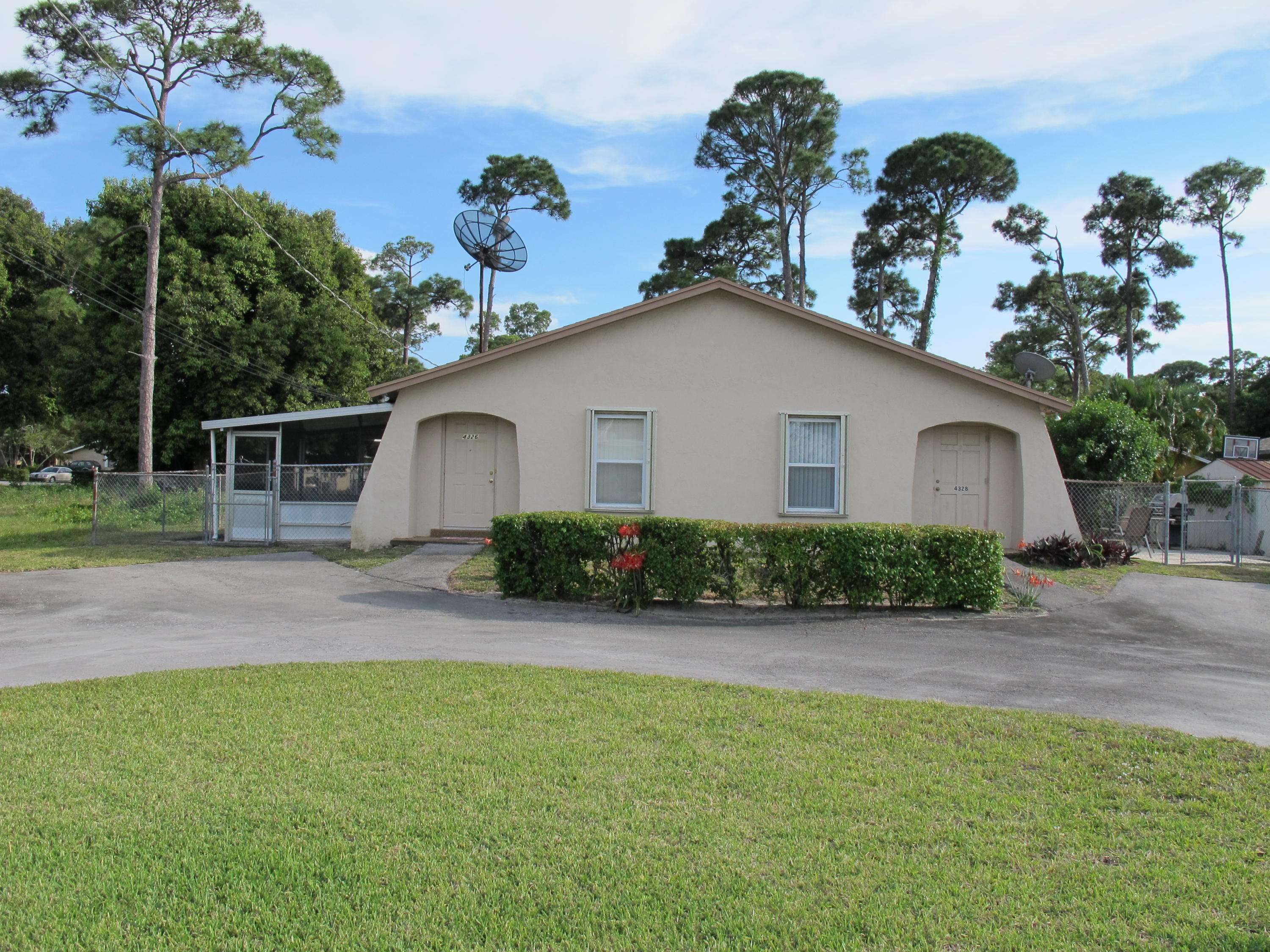 Palm Springs, FL 33406,4326/4328 Barbridge RD