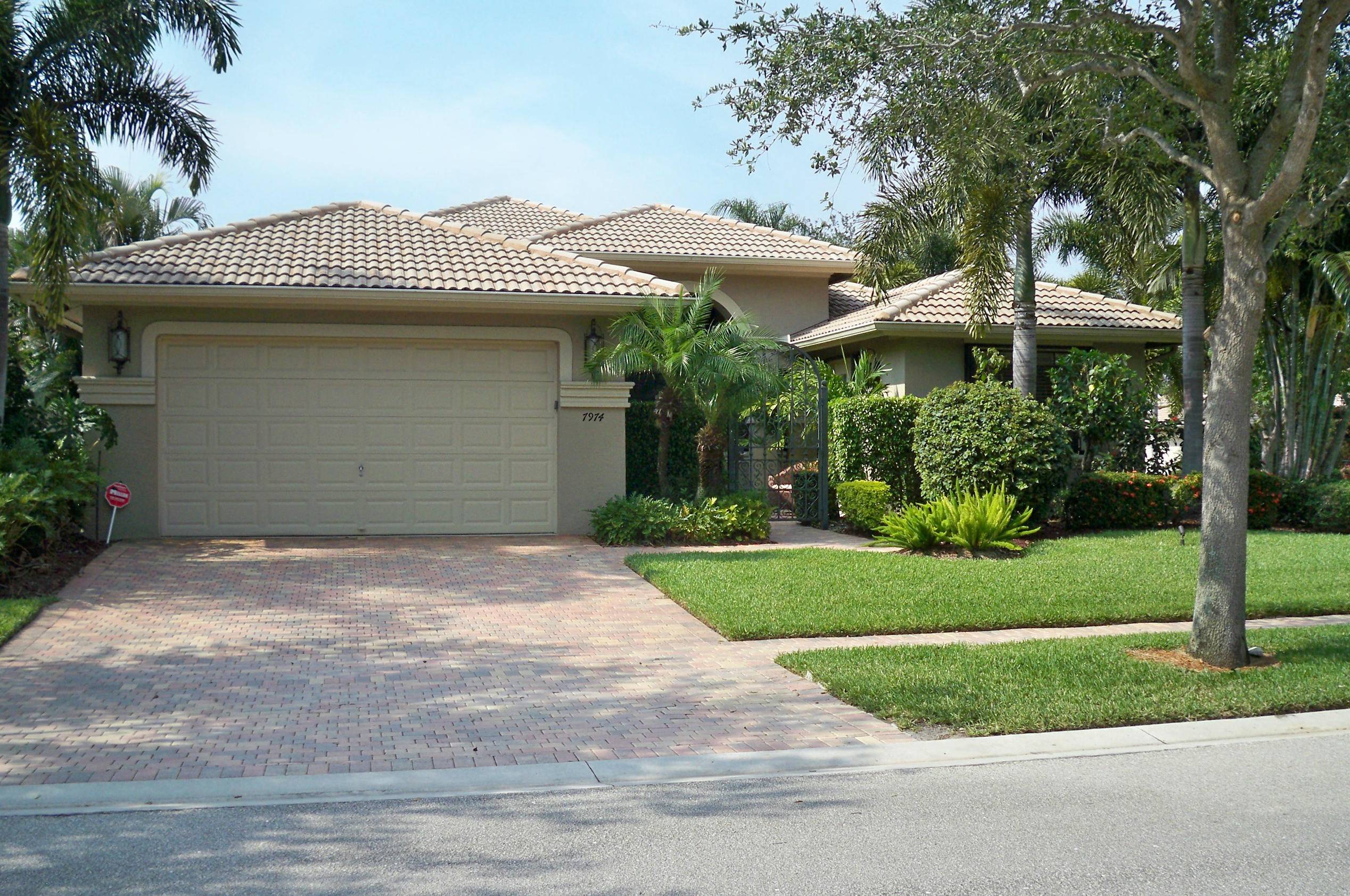 Boynton Beach, FL 33437,7974 Via Grande