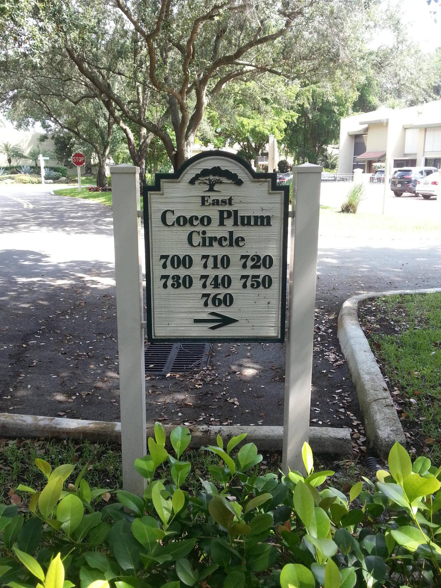 Plantation, FL 33324,750 E Coco Plum Cr 1