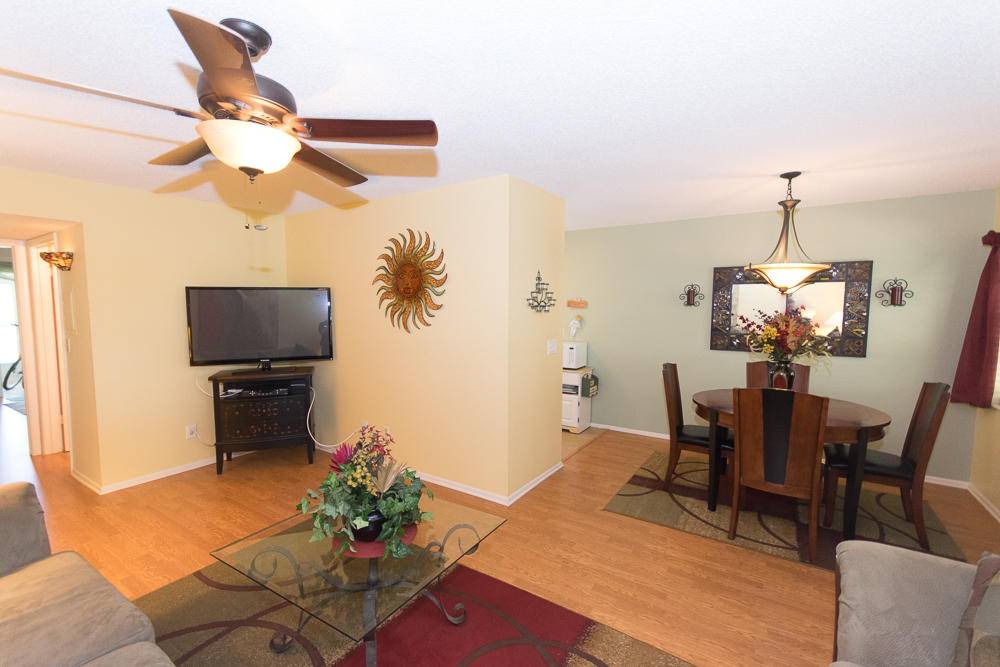 Vero Beach, FL 32962,11 Vista Gardens TRL 105