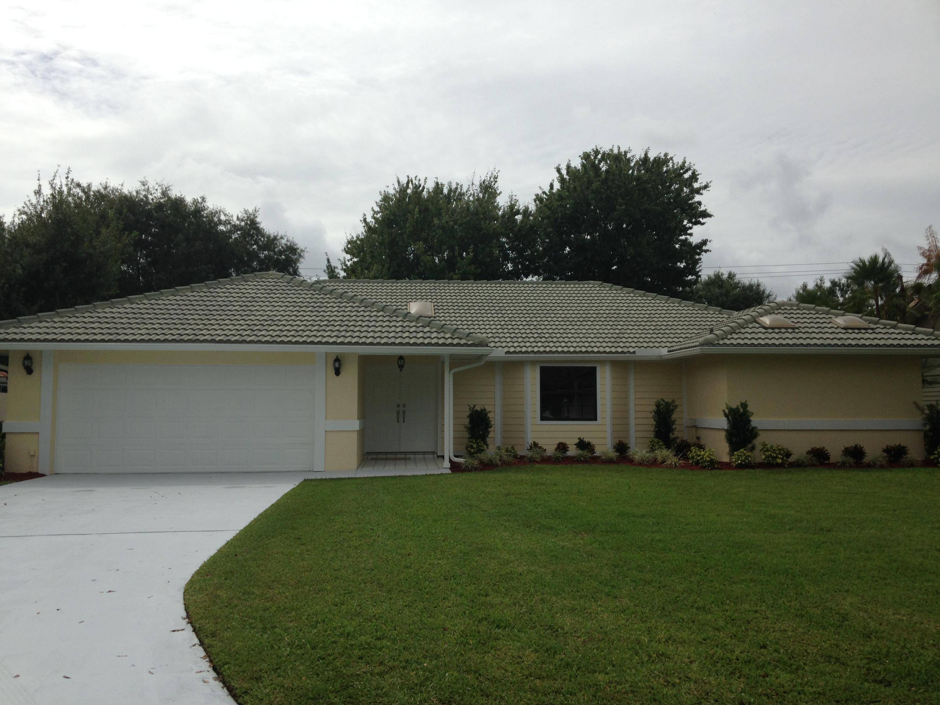 Port Saint Lucie, FL 34986,1328 SW Cedar CV