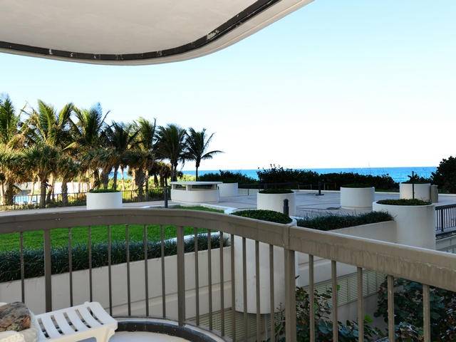 Singer Island, FL 33404,5380 N Ocean DR 2-F