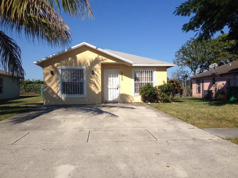 Riviera Beach, FL 33404,2634 W 28th ST