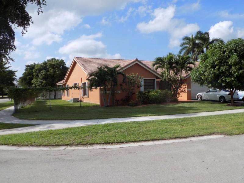 Cooper City, FL 33328,5731 SW 88th TER