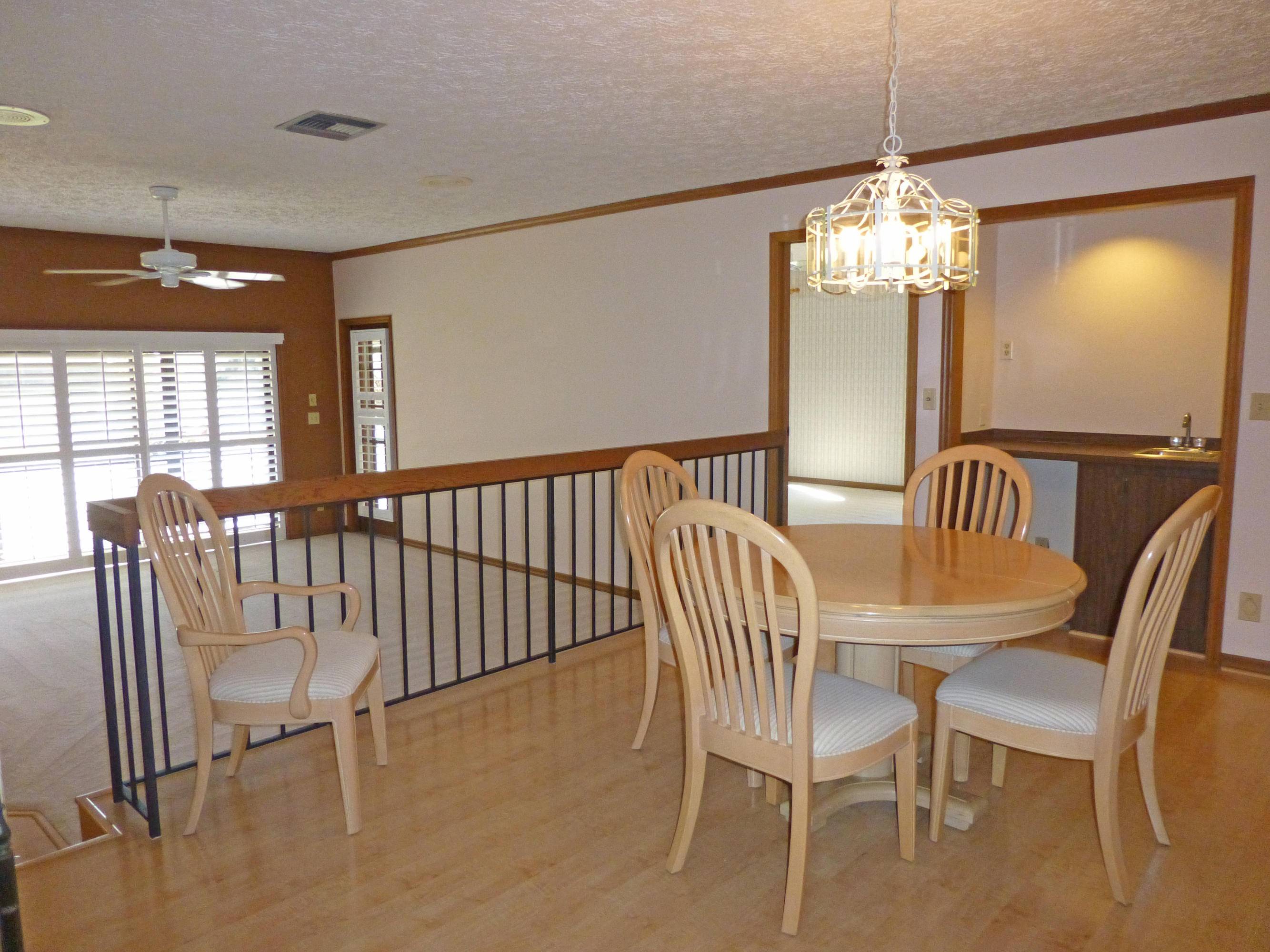 Stuart, FL 34997,118 SE Crestwood CIR 318