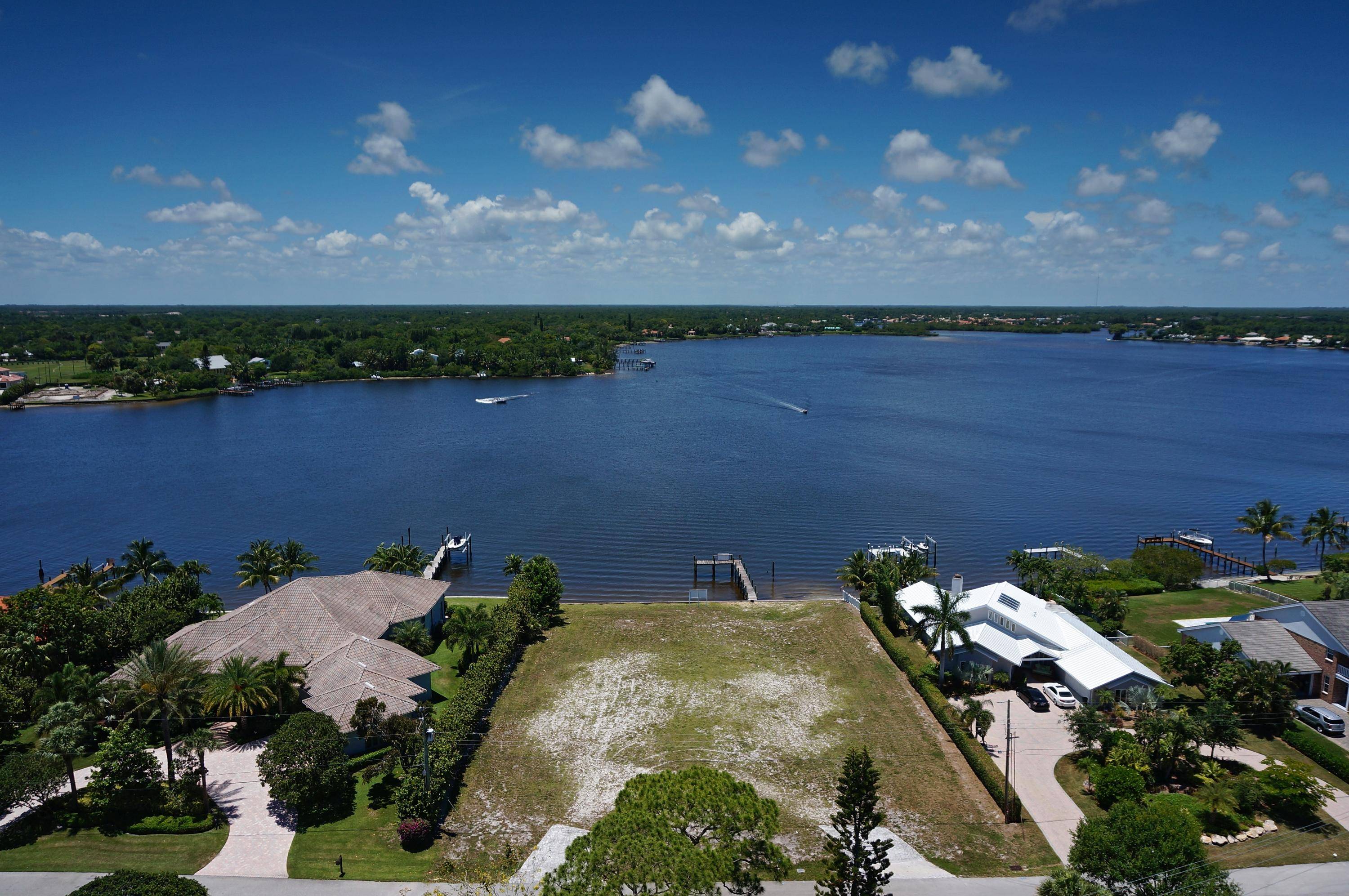 Tequesta, FL 33469,155 Point CIR