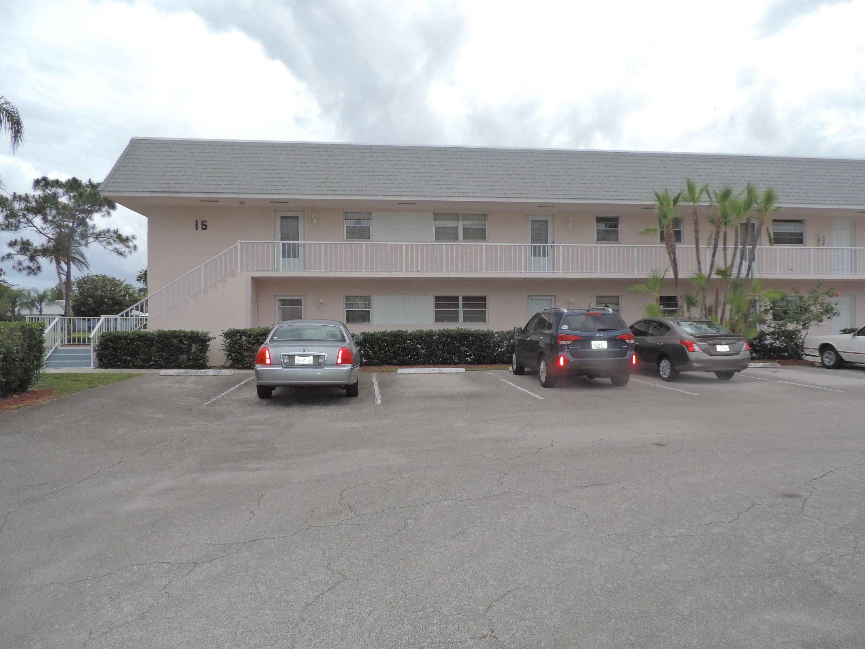 Tequesta, FL 33469,18081 SE Country Club DR 146