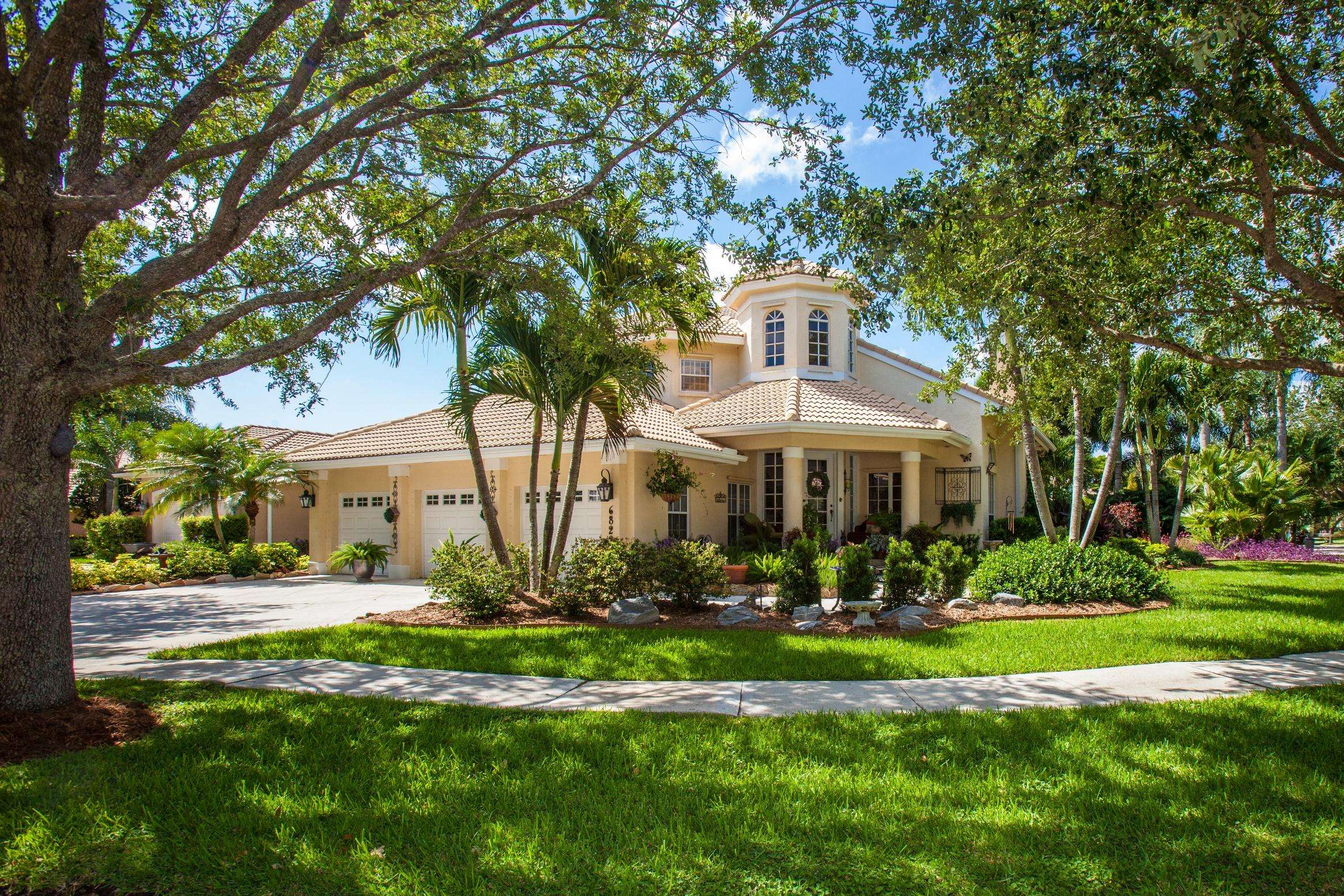 Jupiter, FL 33458,6822 Cypress Cove CIR