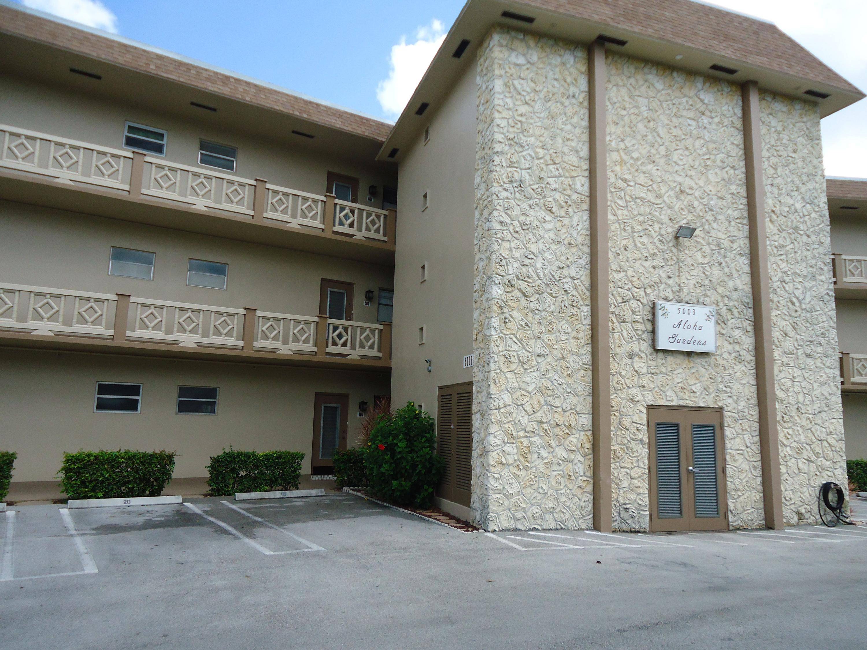 Lauderdale Lakes, FL 33319,5003 NW 35th ST 404