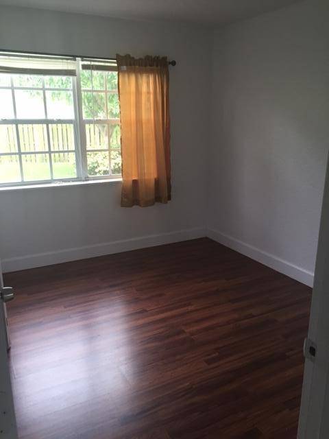 West Palm Beach, FL 33409,520 Cherry RD