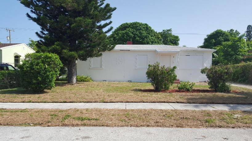Riviera Beach, FL 33404,341 W 27th ST