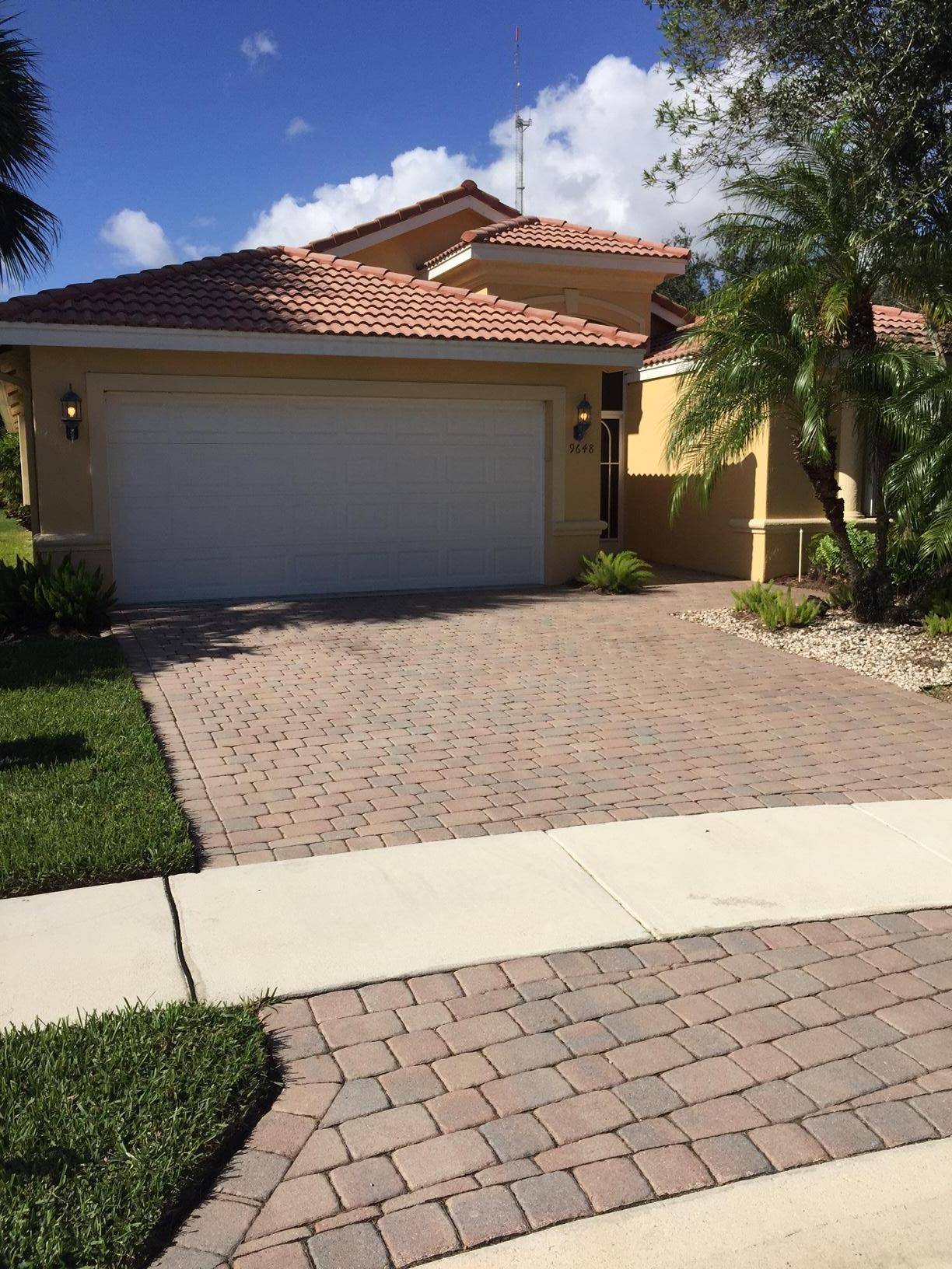 Lake Worth, FL 33467,9648 Taormina ST