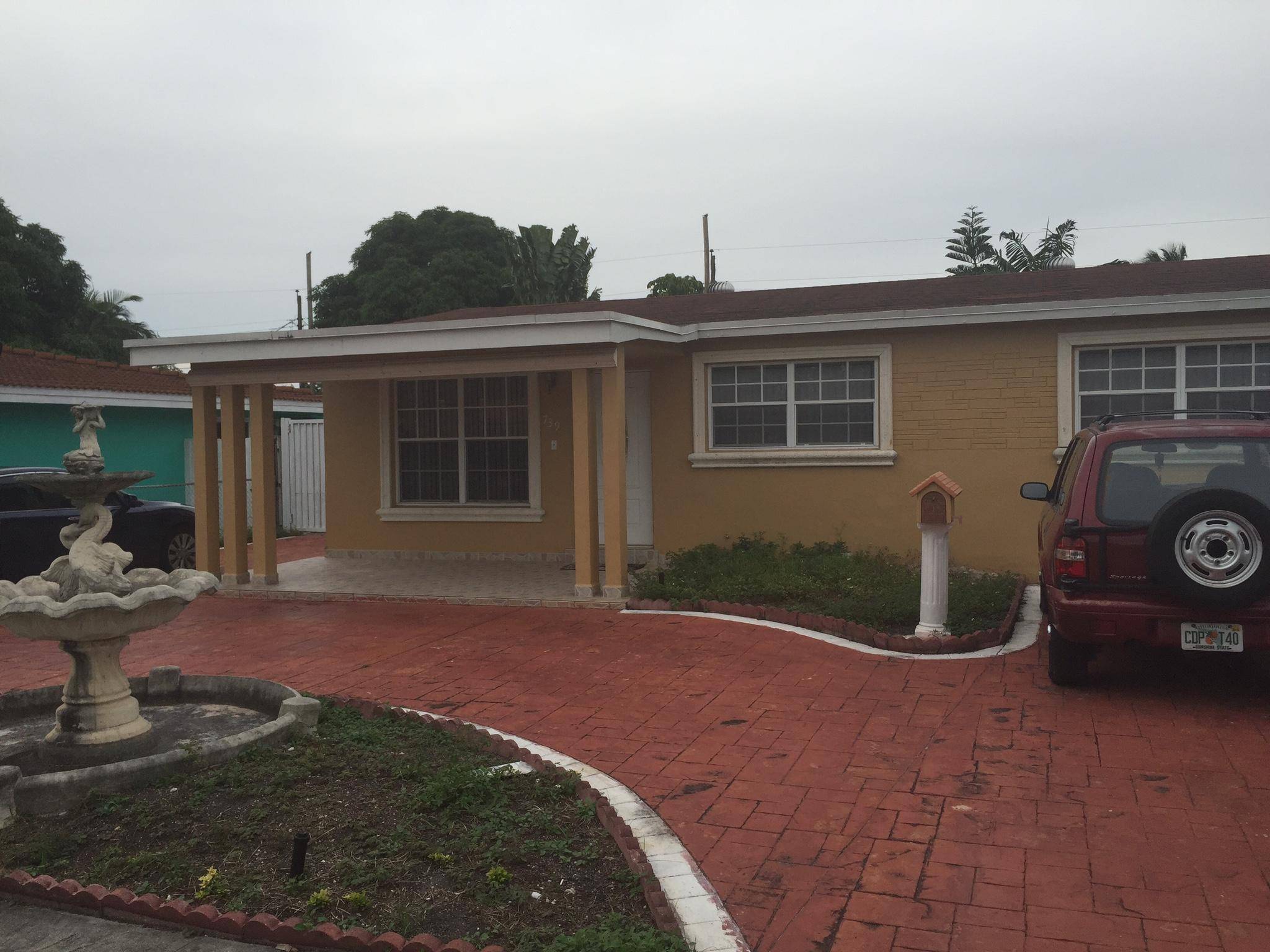 Hialeah, FL 33013,739 E 53rd ST