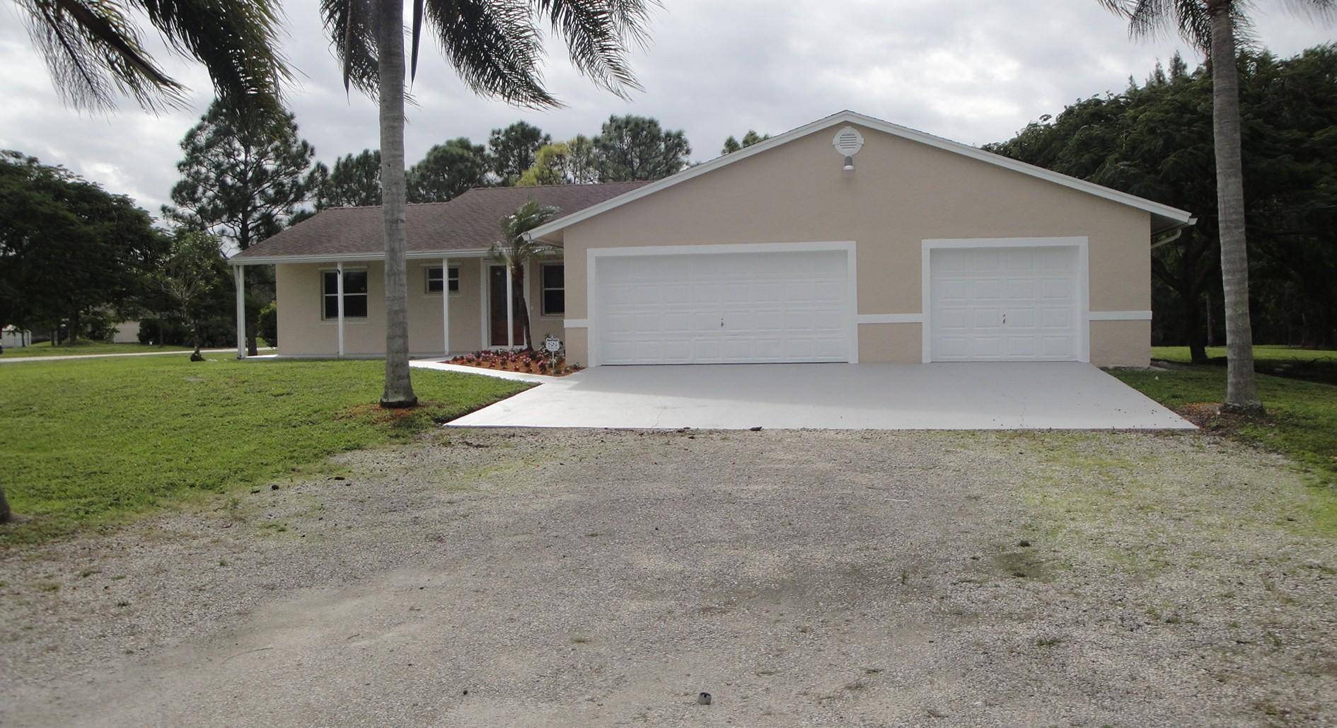 Loxahatchee, FL 33470,15048 N 87 RD