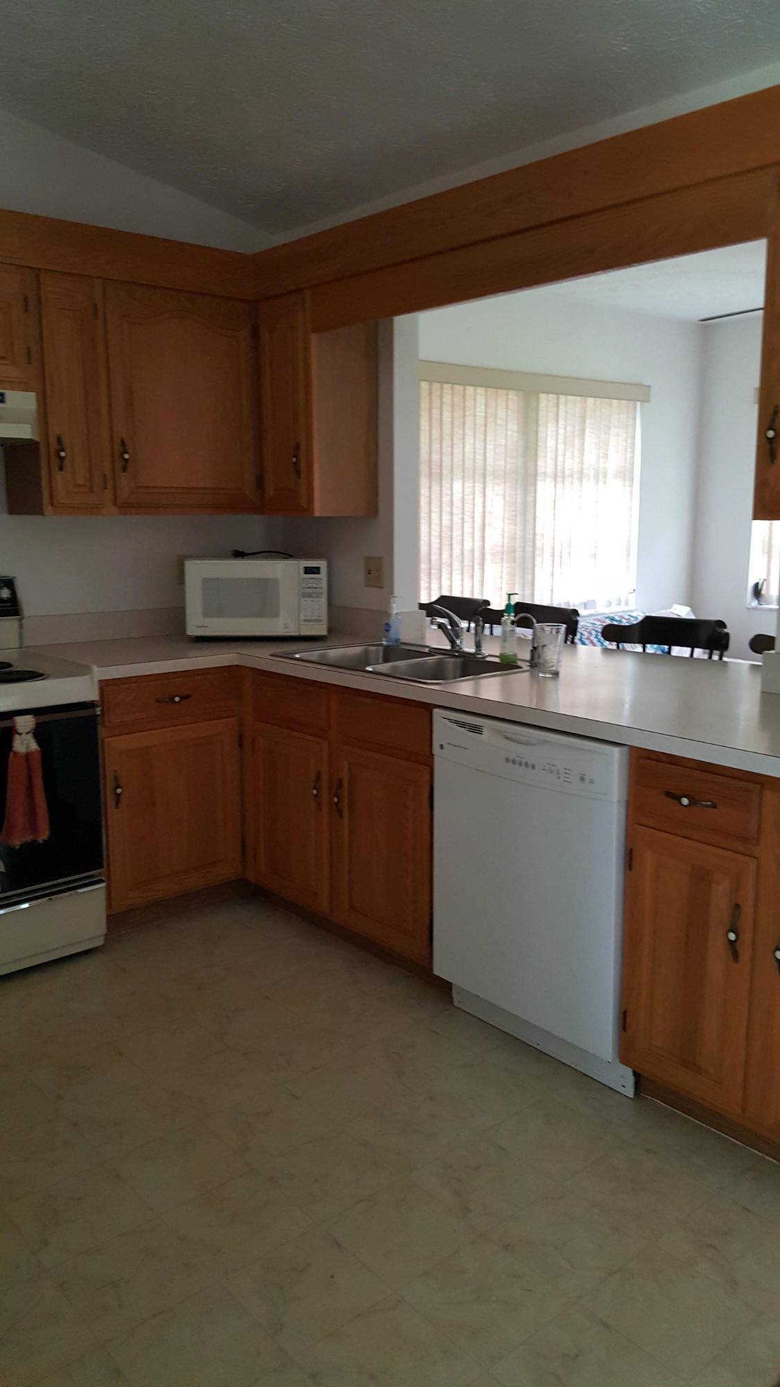 Port Saint Lucie, FL 34952,2113 SE Dolphin RD