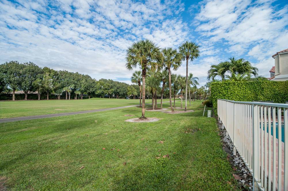 Boca Raton, FL 33487,17627 Tiffany Trace DR