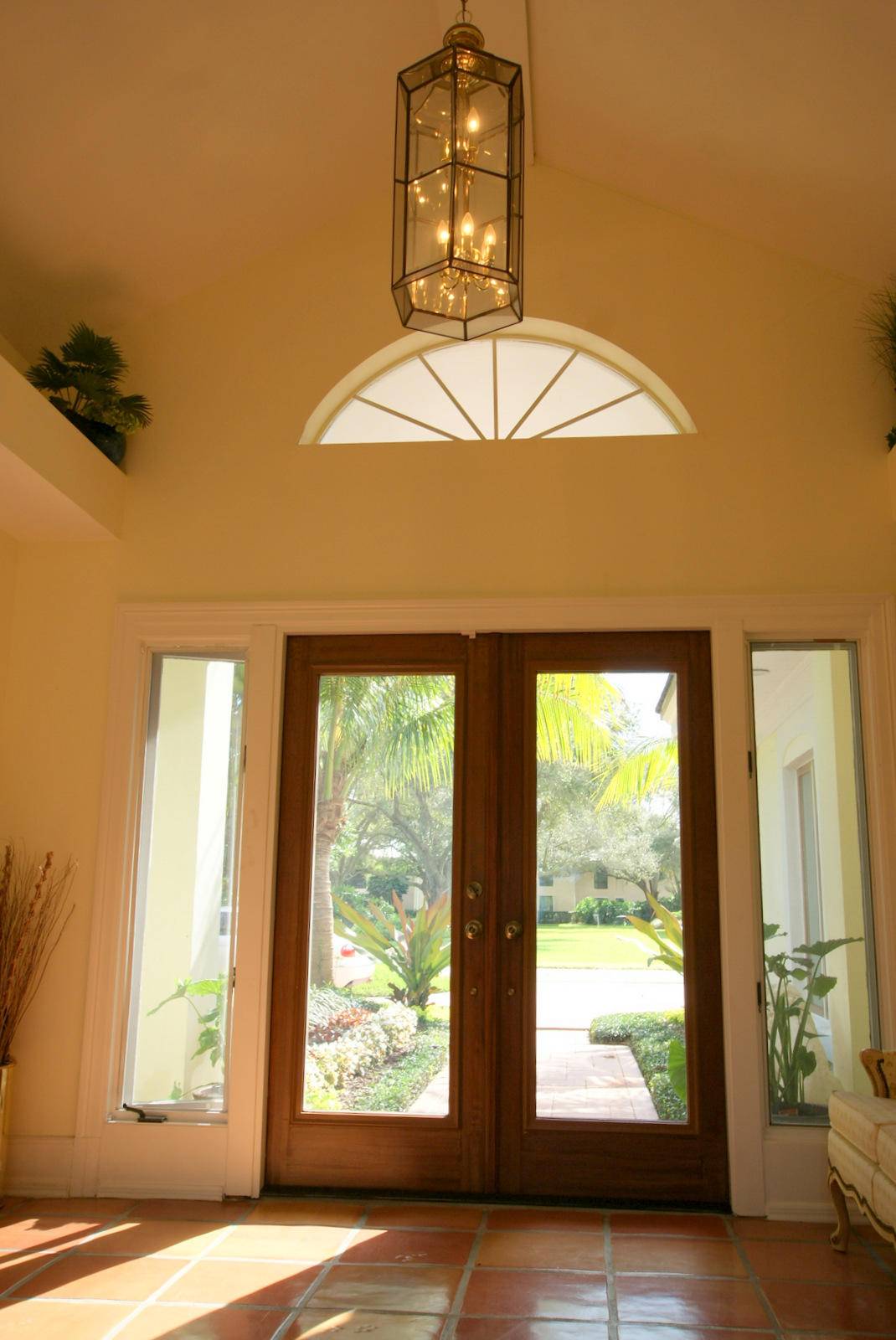 Tequesta, FL 33469,182 SE Turtle Creek DR