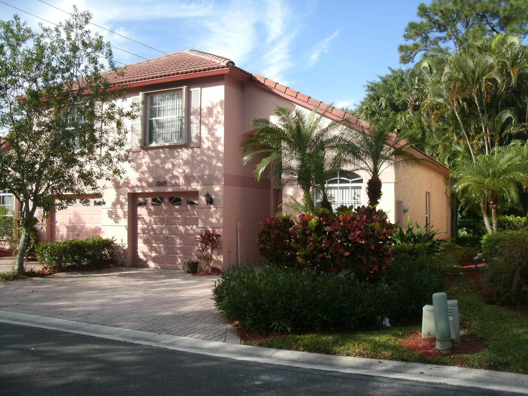 Riviera Beach, FL 33418,1049 Via Jardin