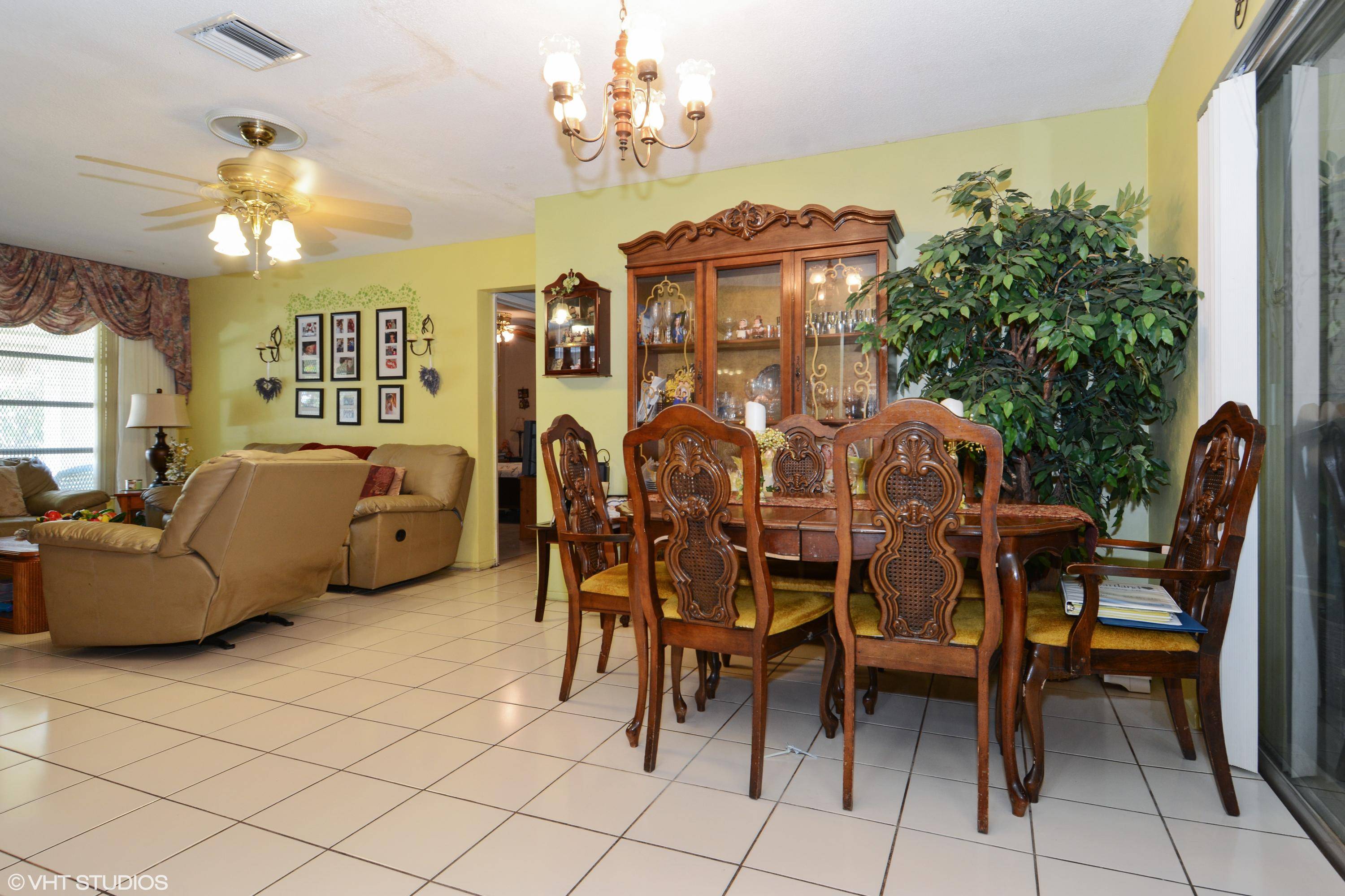 Oakland Park, FL 33334,50 NE 49th ST