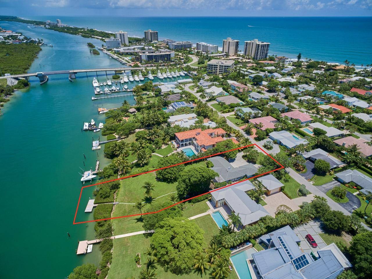 Jupiter Inlet Colony, FL 33469,102 Lighthouse DR