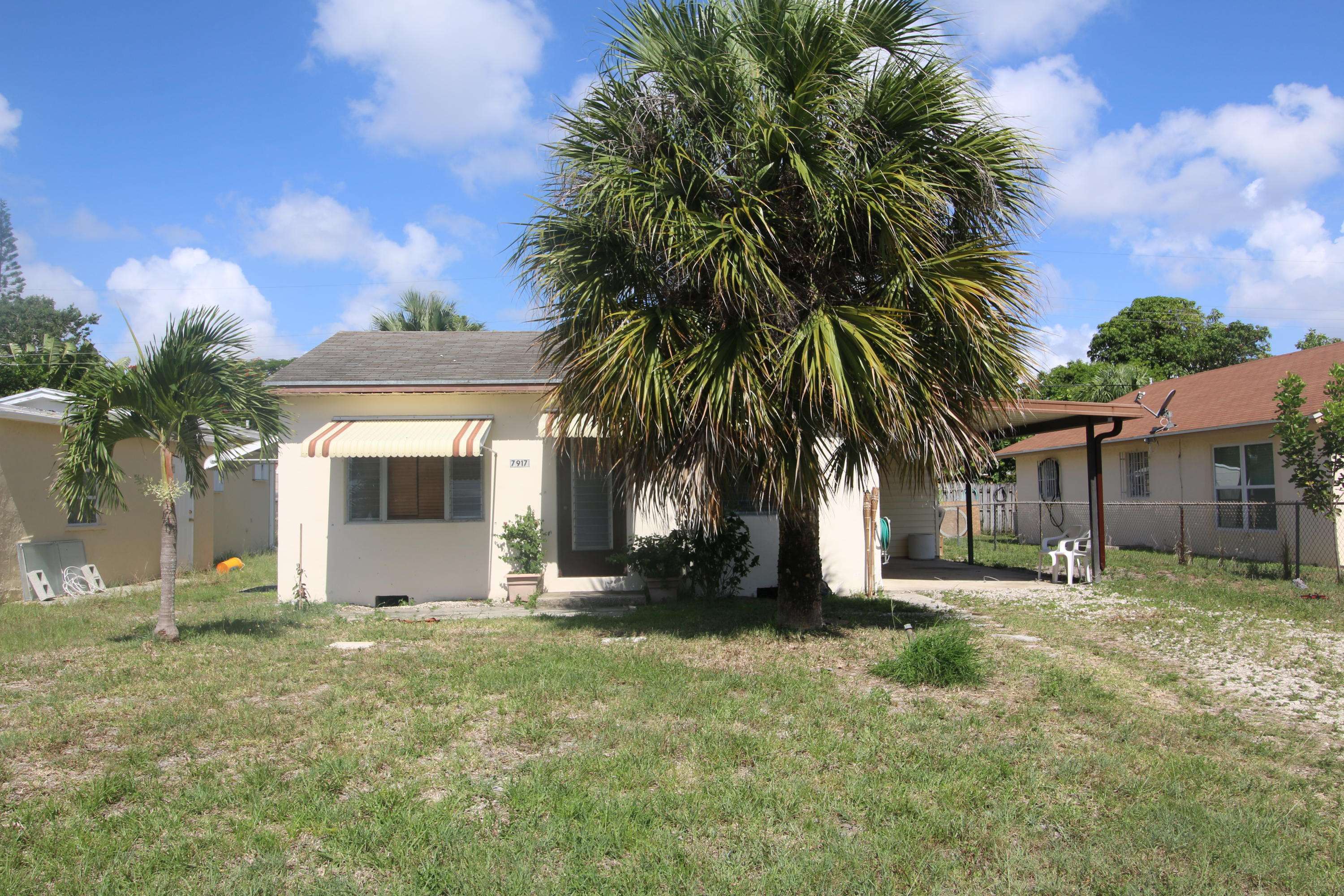 Lantana, FL 33462,7917 Terrace RD