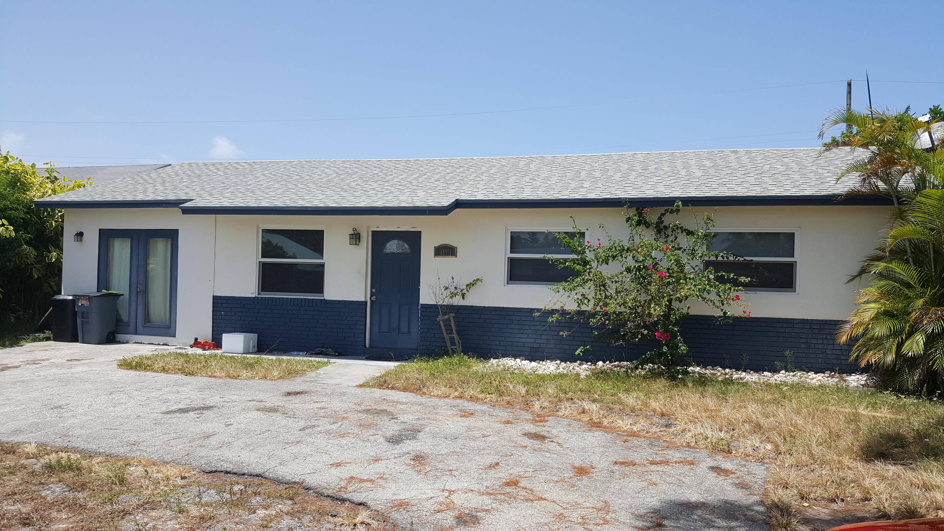 Tequesta, FL 33469,11551 SE Doherty ST