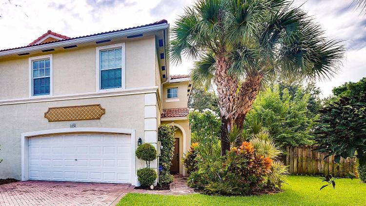 Palm Beach Gardens, FL 33418,4558 Thornwood CIR