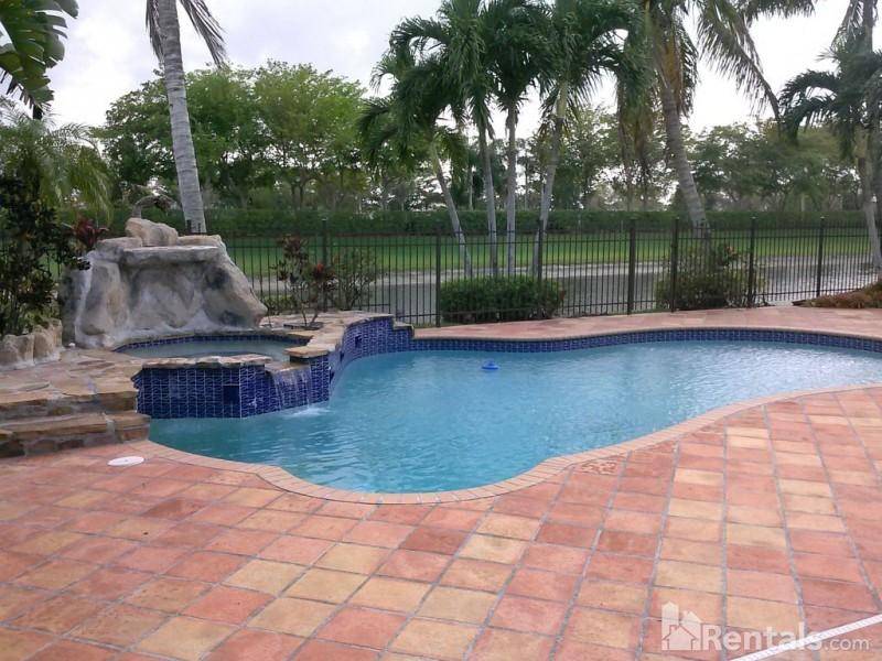 Boca Raton, FL 33428,12646 Torbay DR