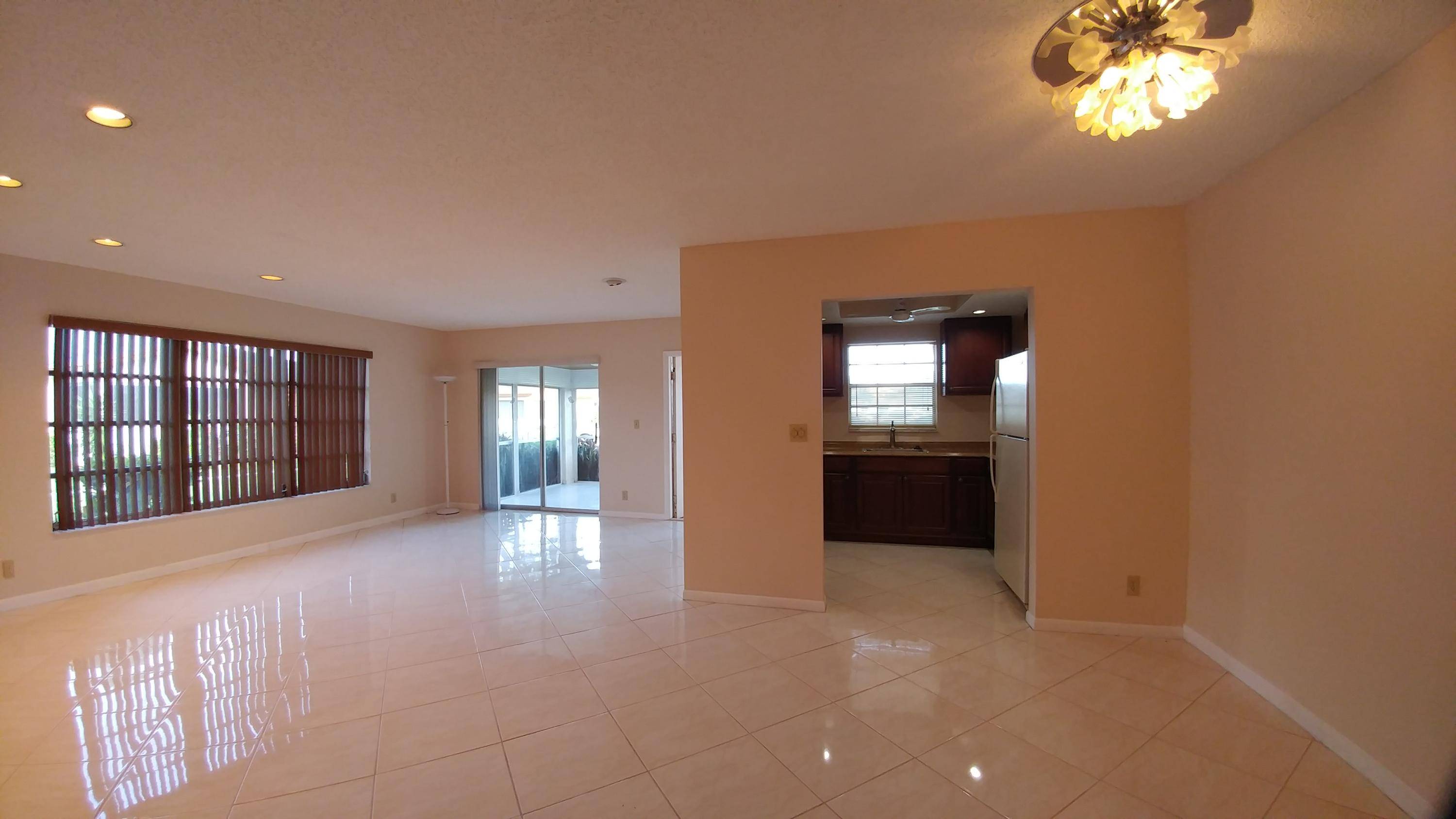 Delray Beach, FL 33484,14689 Canalview DR D