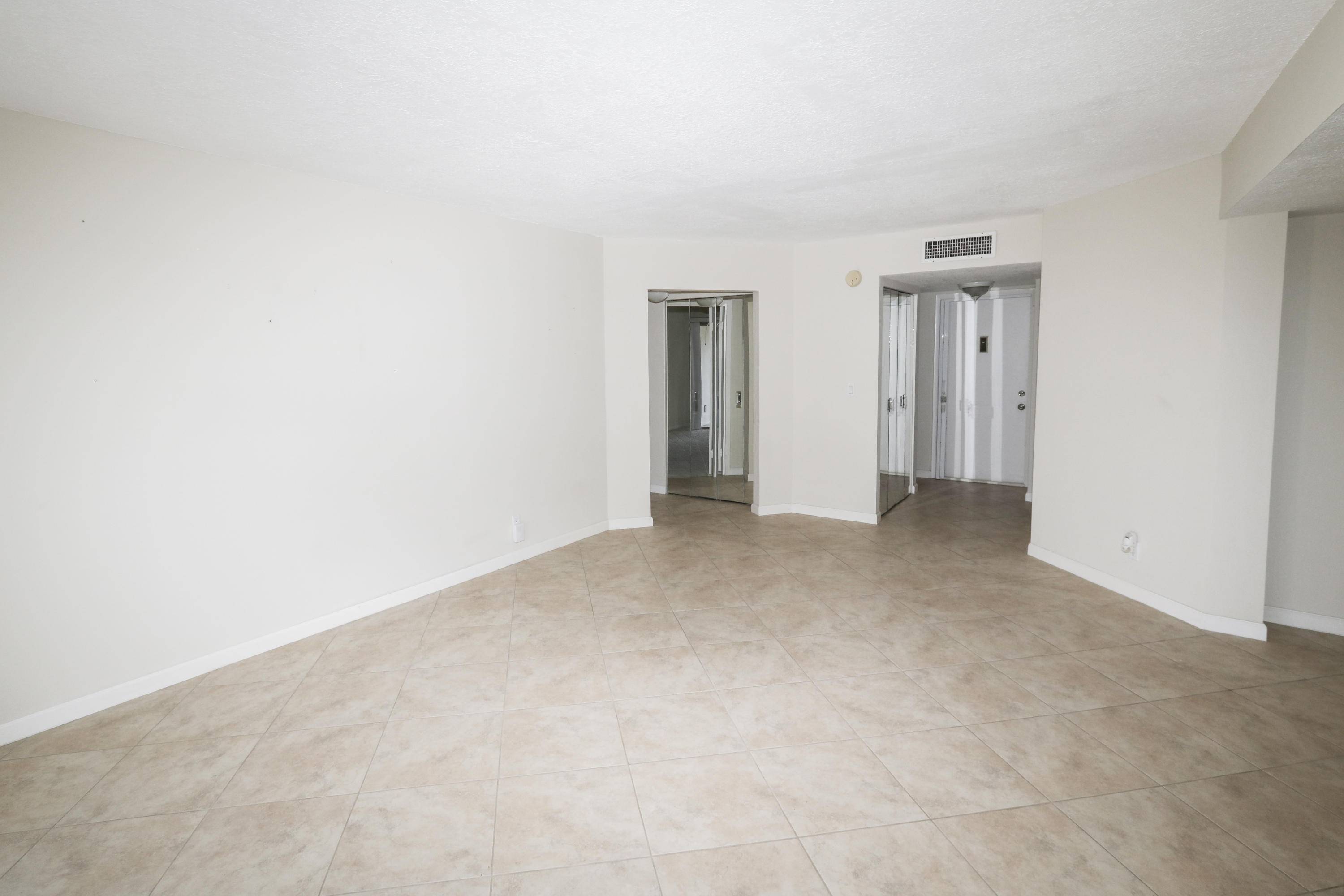 Lake Worth, FL 33467,3755 Via Poinciana 615