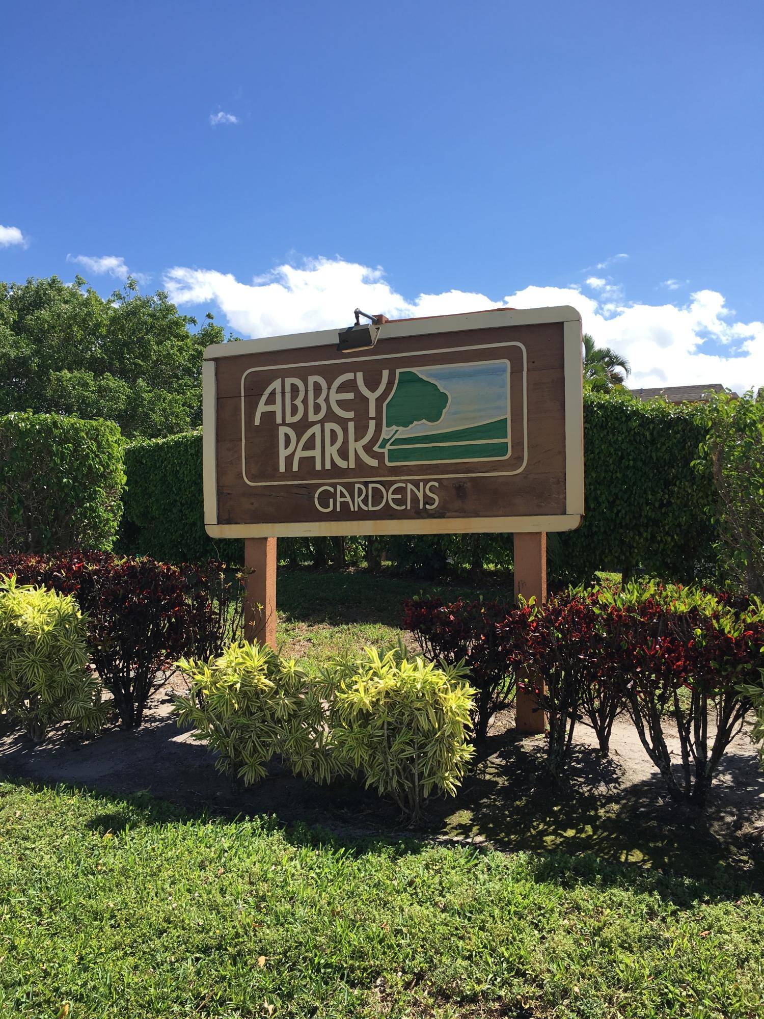 West Palm Beach, FL 33415,1790 Abbey RD 103