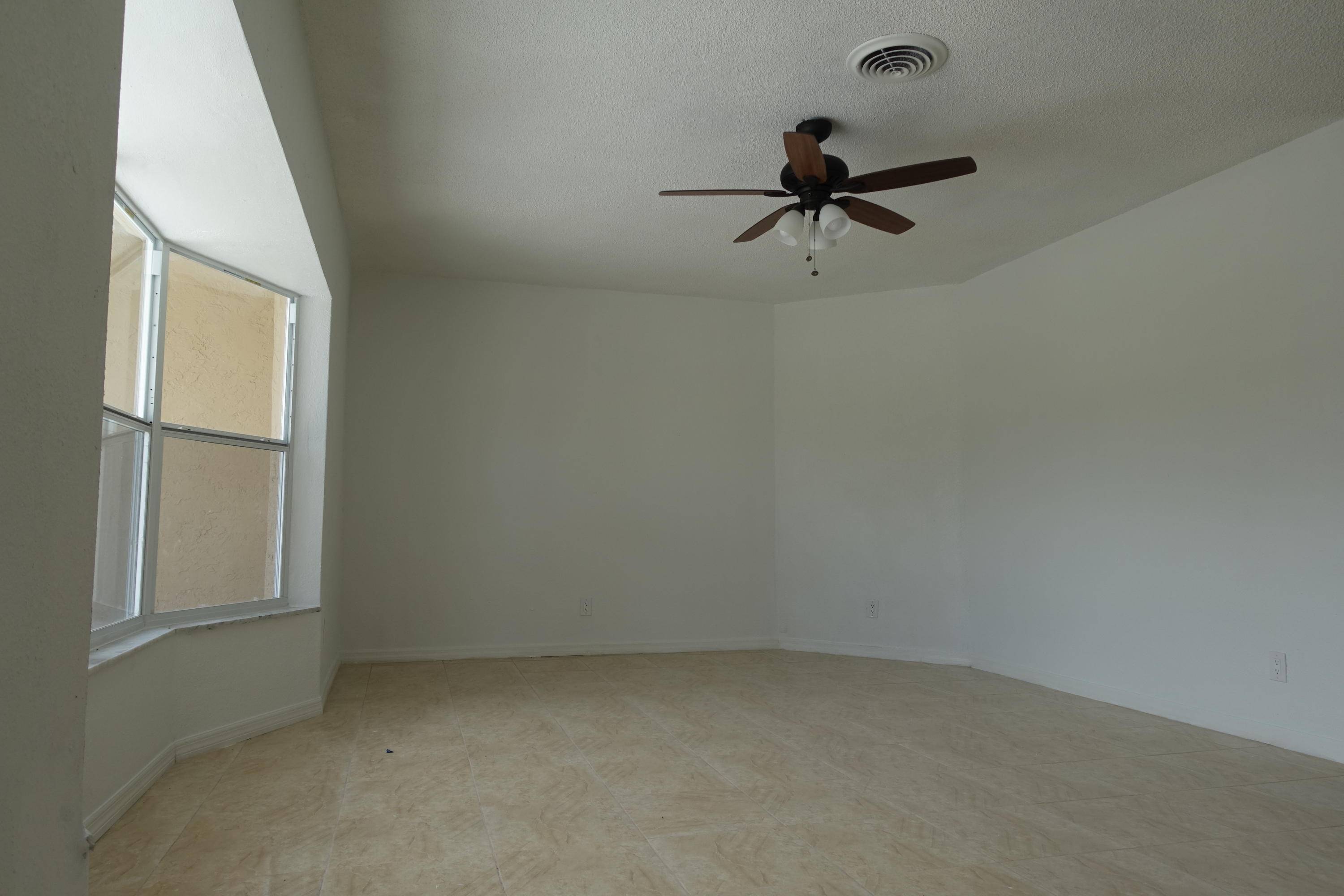 Lauderdale Lakes, FL 33319,4601 NW 42nd St