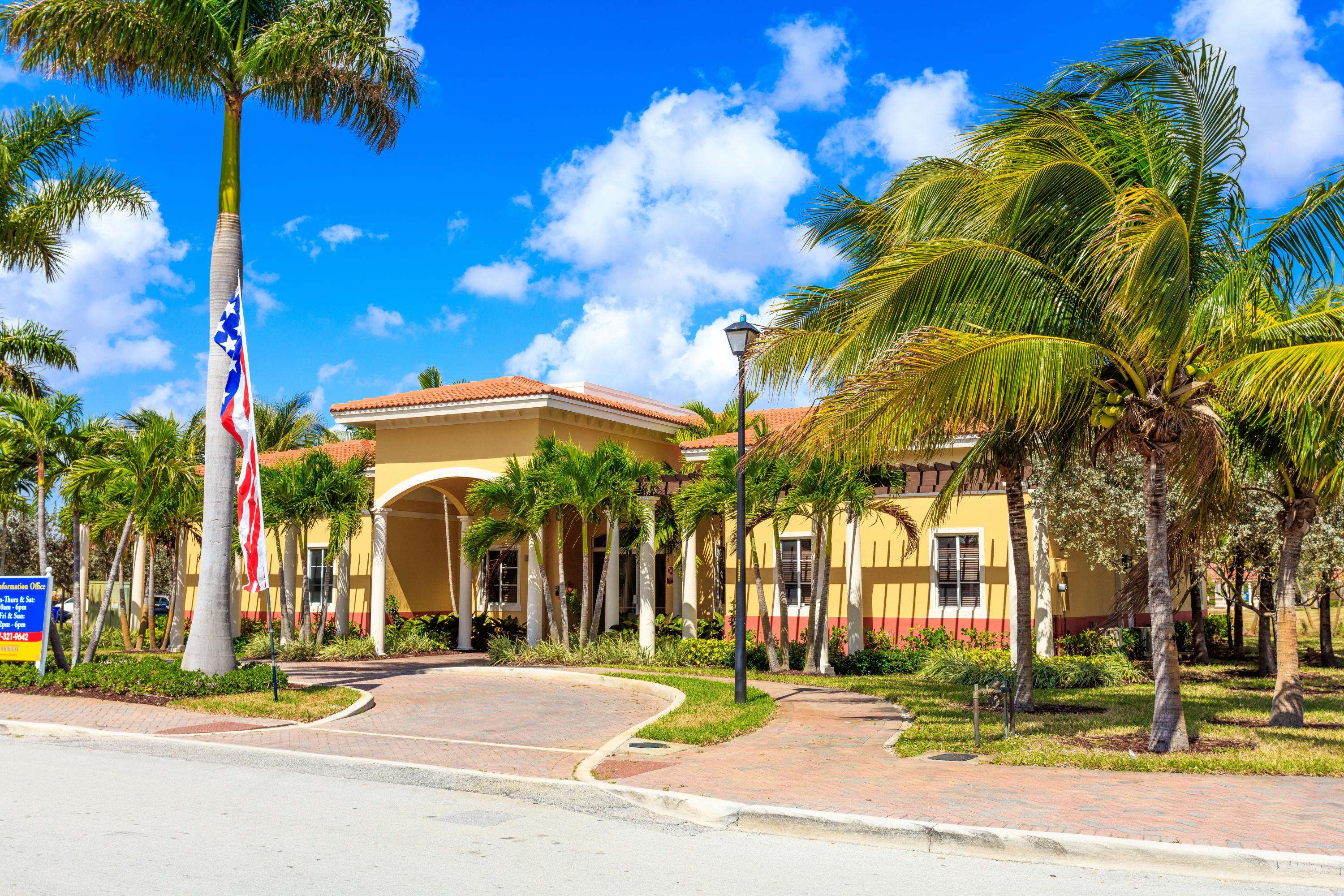 Lauderdale Lakes, FL 33311,2989 NW 35th AVE