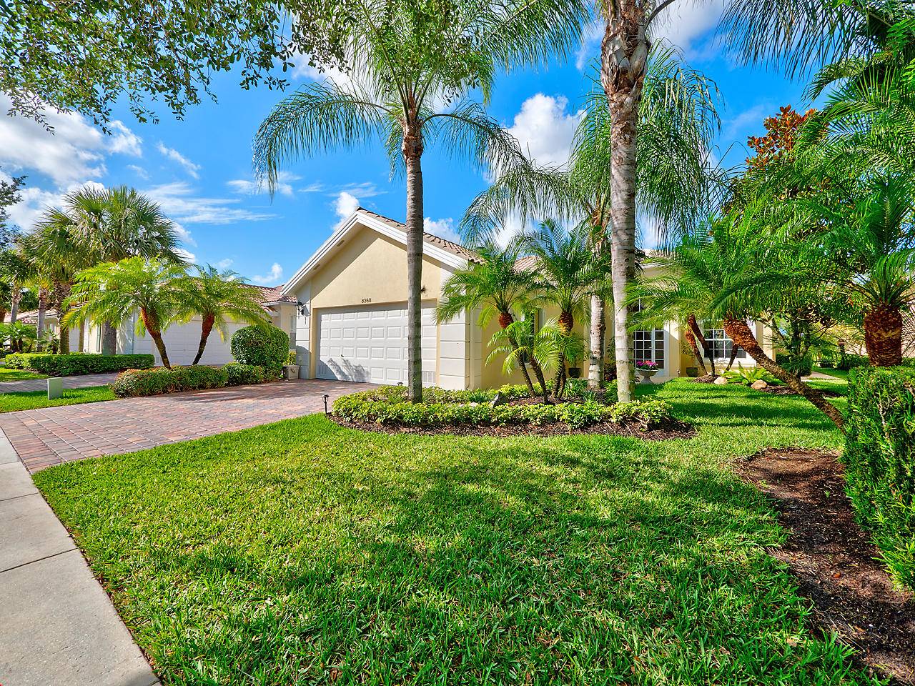 Wellington, FL 33414,8368 Xanthus LN