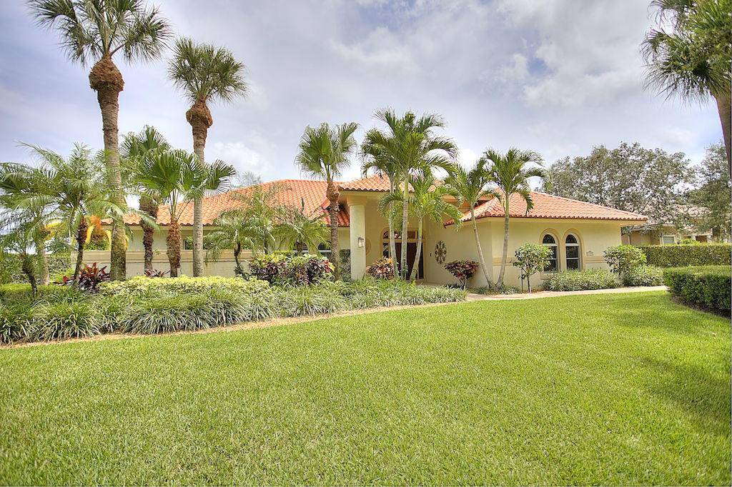 Tequesta, FL 33469,10002 SE Buttonwood WAY