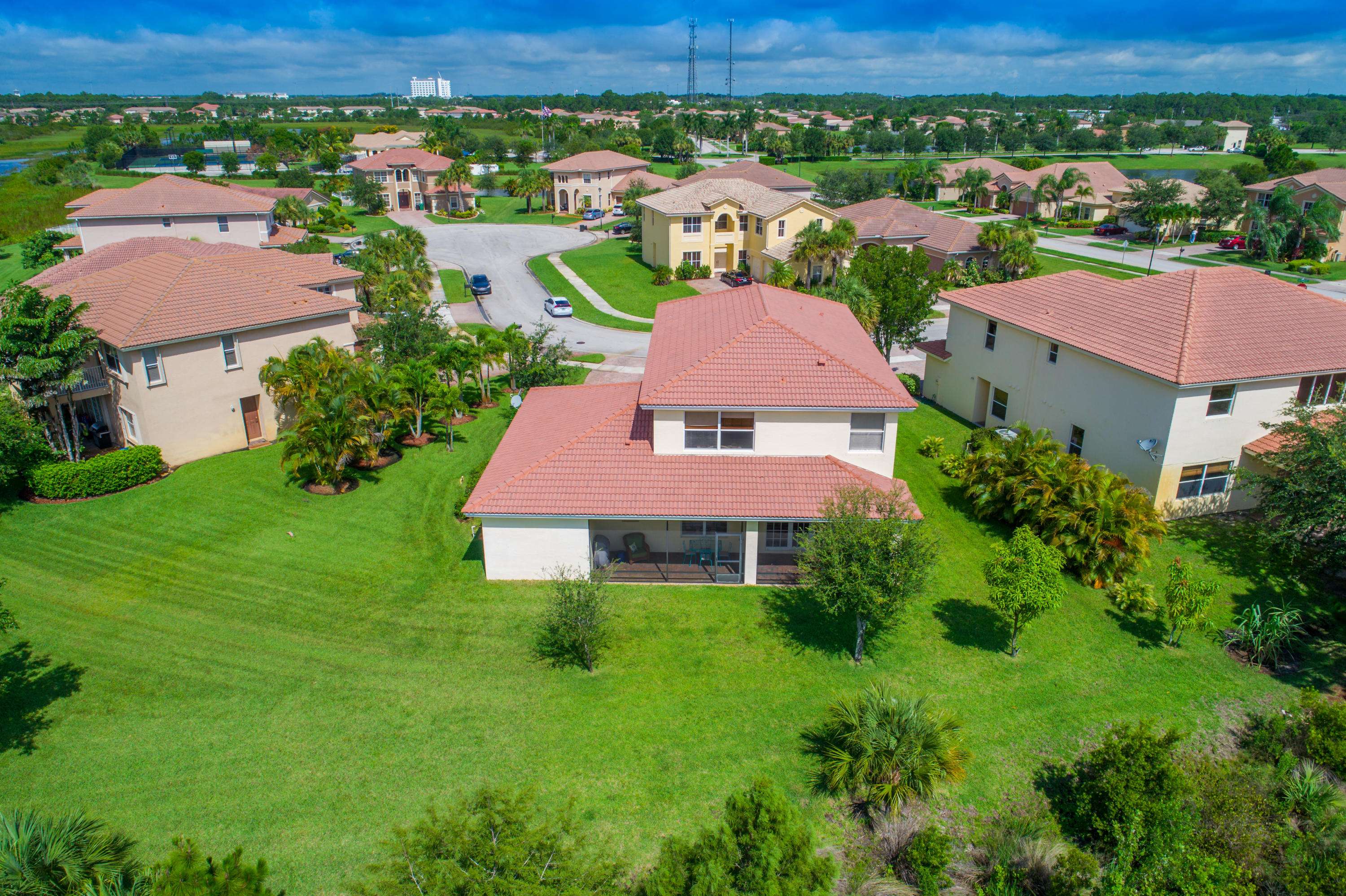 Port Saint Lucie, FL 34953,1910 SW Exeter CT