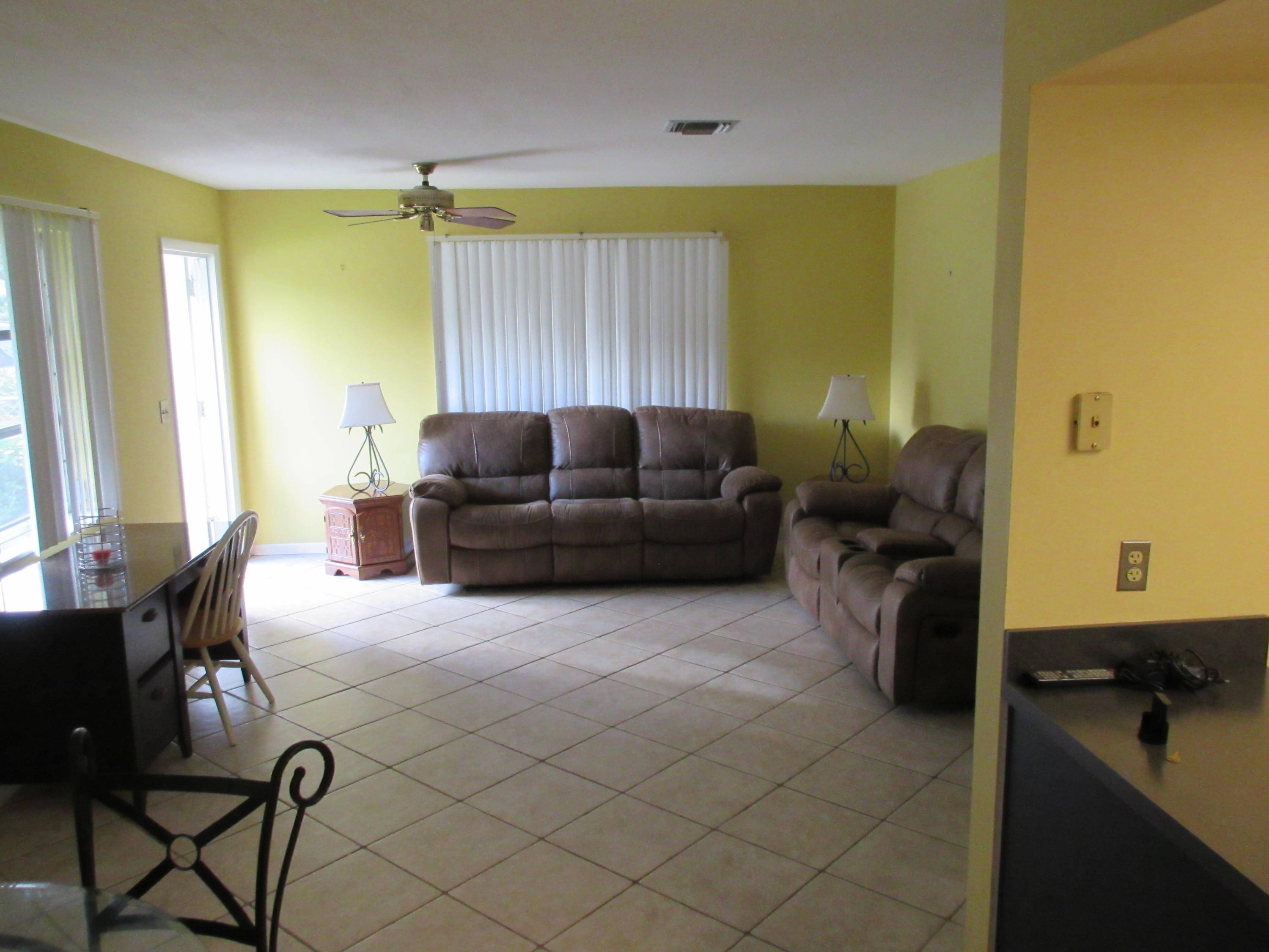 Lake Worth, FL 33460,1121 N L ST