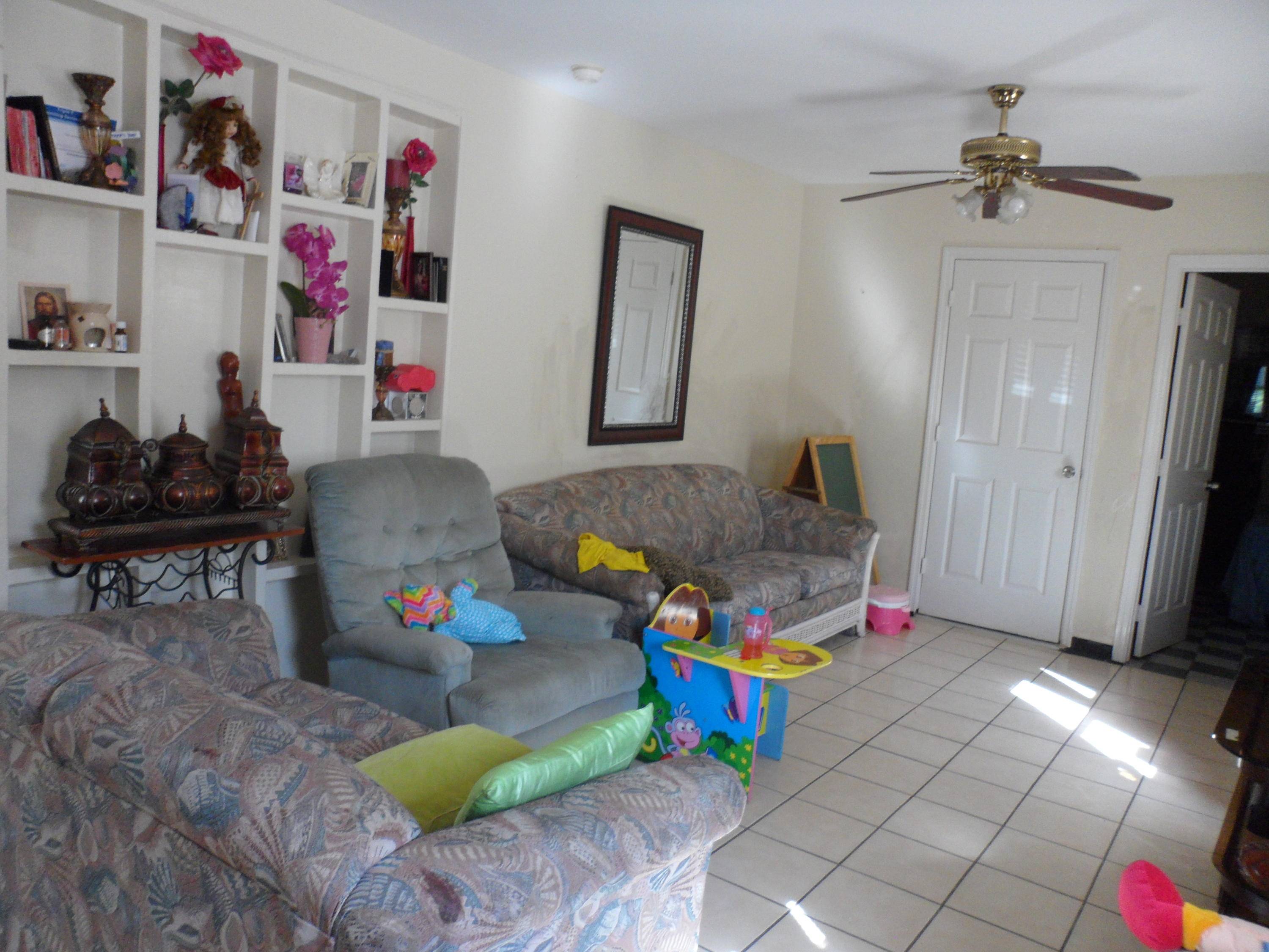 Lake Worth, FL 33461,108 S Price ST