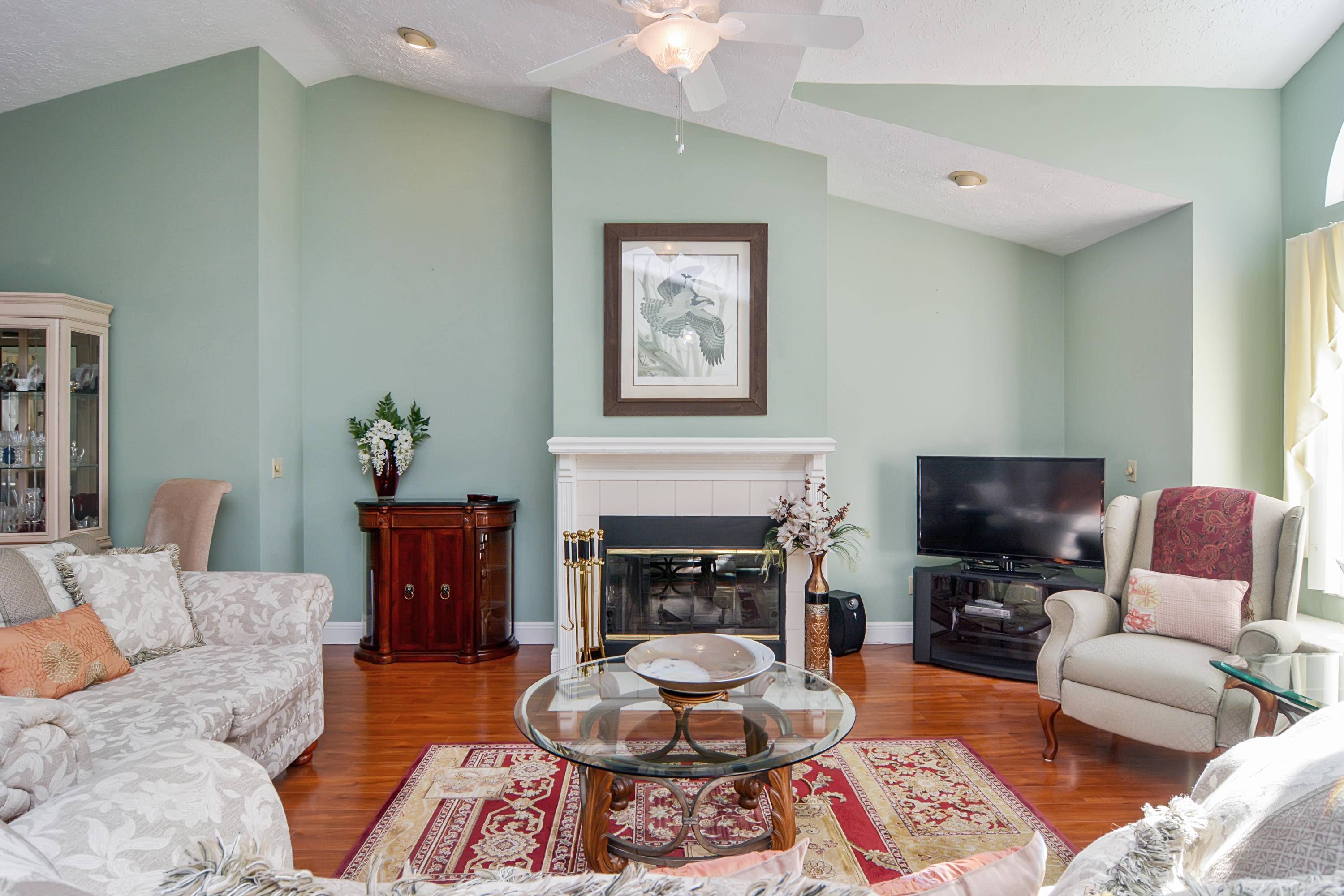 Port Saint Lucie, FL 34984,471 SE Thanksgiving AVE