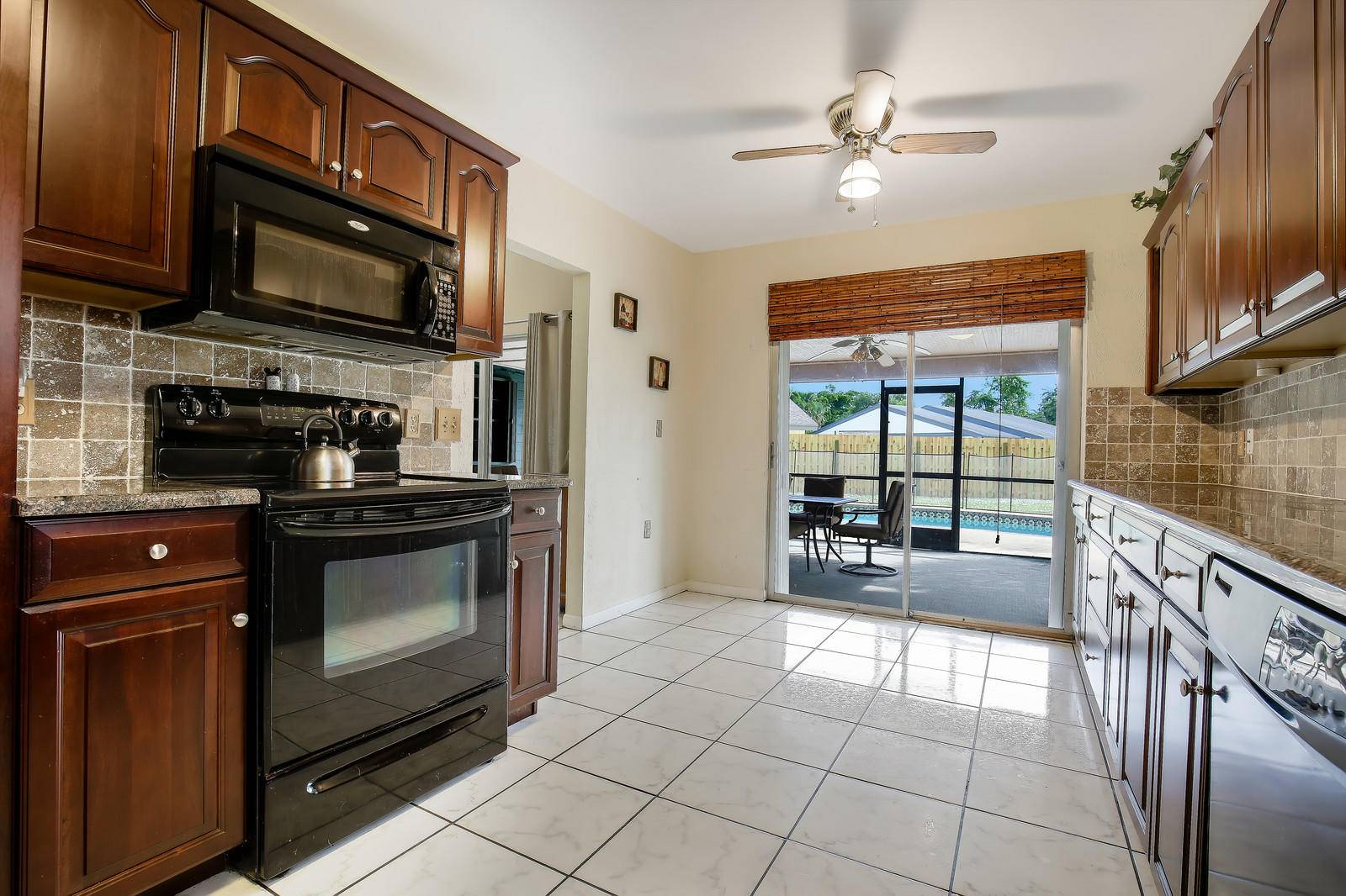 Boynton Beach, FL 33436,10 Cedar CIR