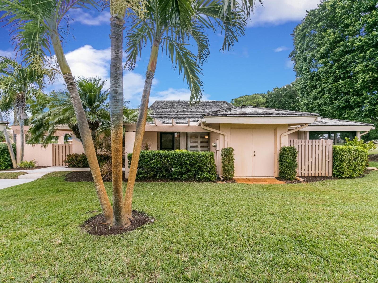 Jupiter, FL 33477,3672 Freshwater DR