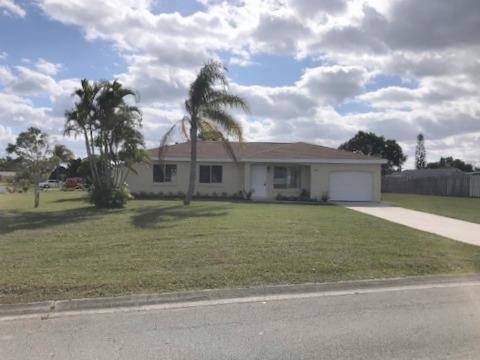 Port Saint Lucie, FL 34952,1941 SE Shelter DR