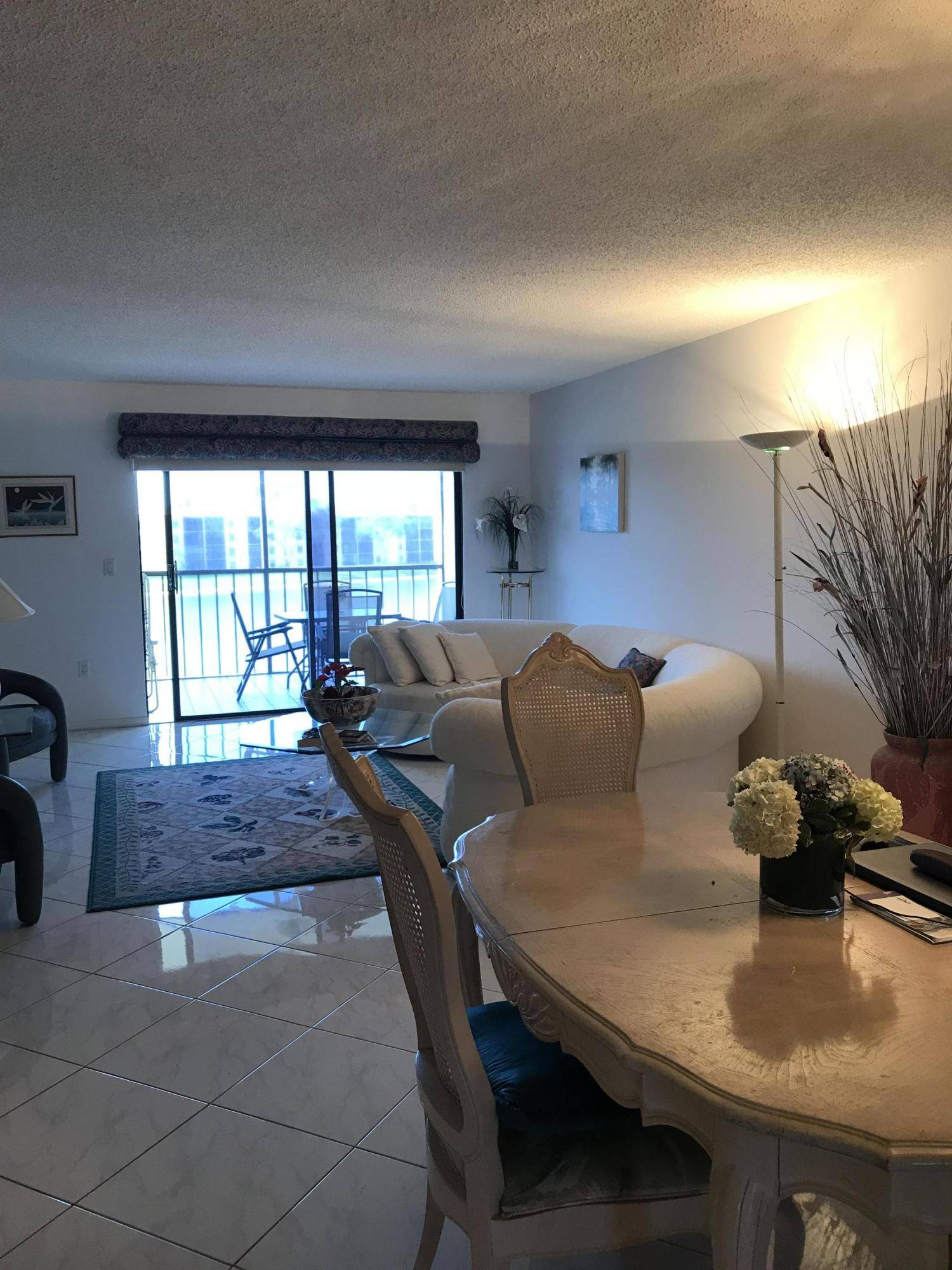 Delray Beach, FL 33484,6093 Pointe Regal CIR 406