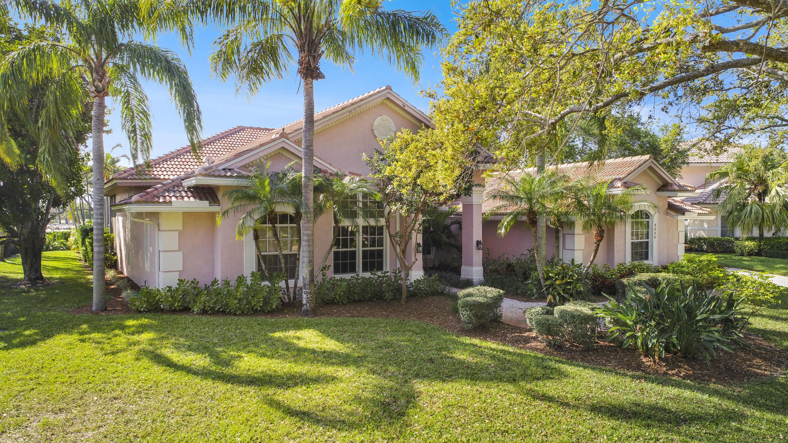 Tequesta, FL 33469,9858 SE Buttonwood WAY