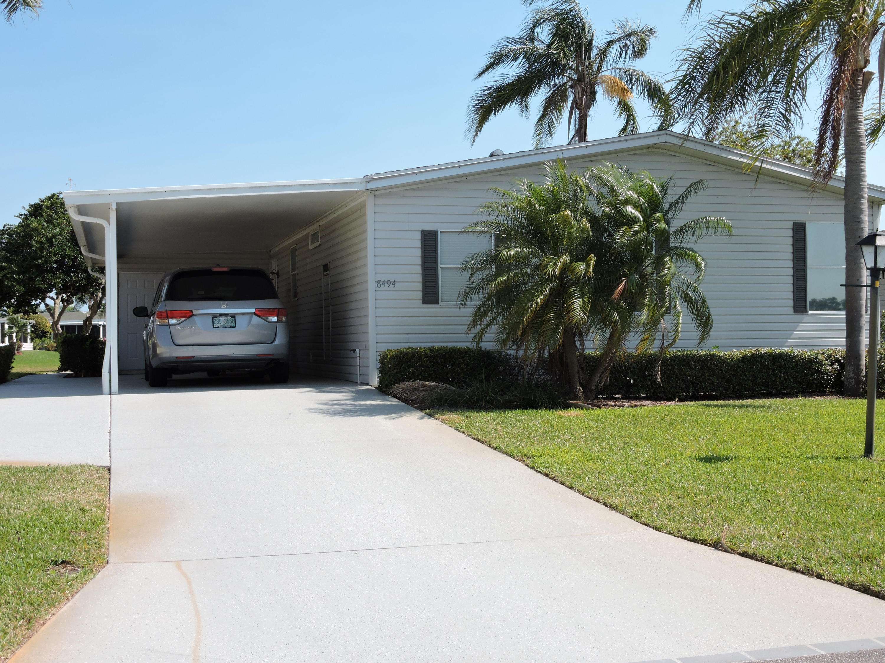 Port Saint Lucie, FL 34952,8494 Filifera CT