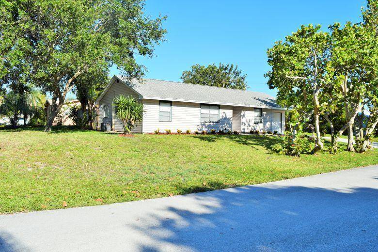 Jensen Beach, FL 34957,2177 NE 18th AVE