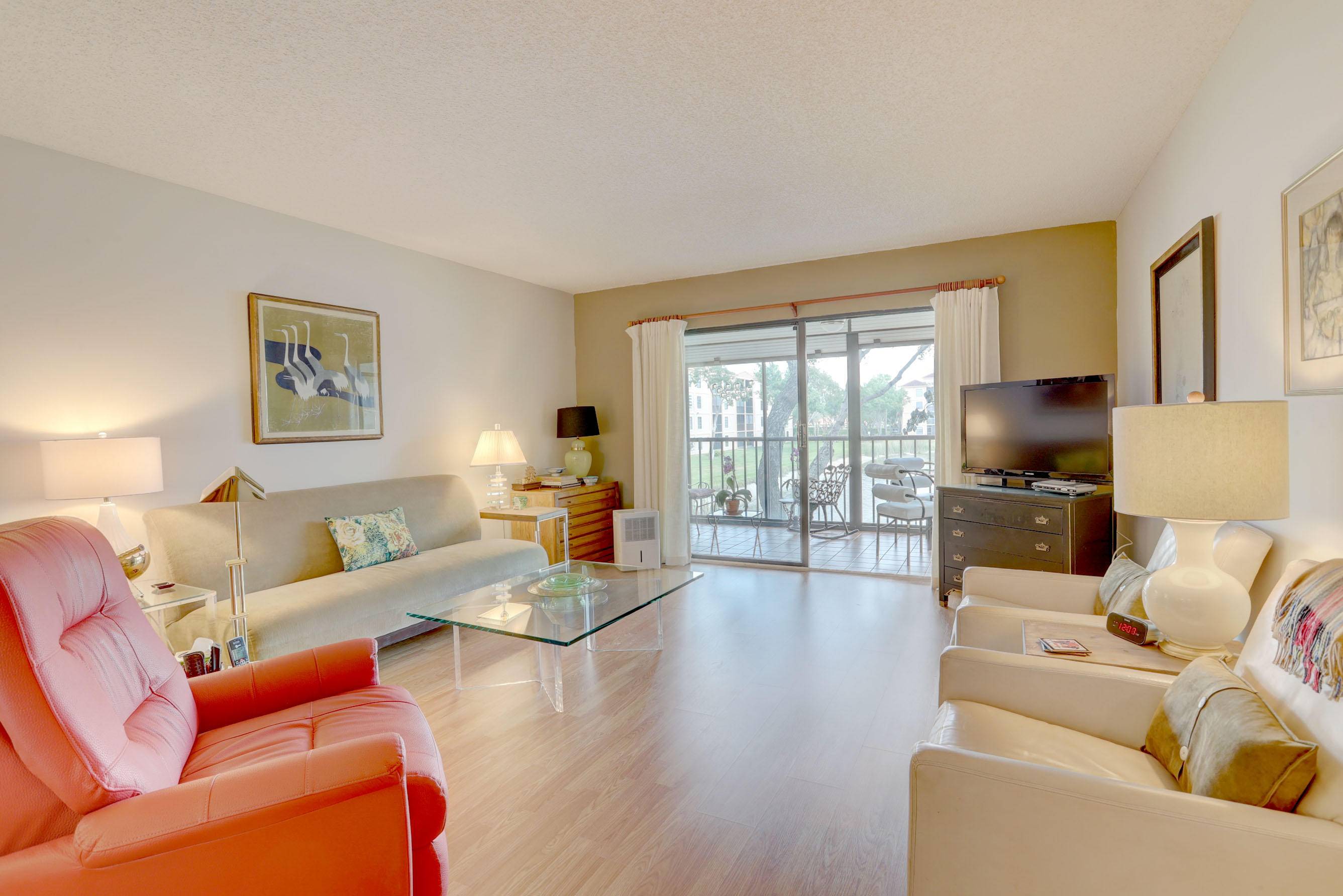 Delray Beach, FL 33484,6241 Pointe Regal CIR 202