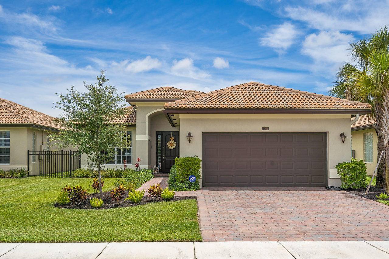 Lake Worth, FL 33463,7084 Damita DR