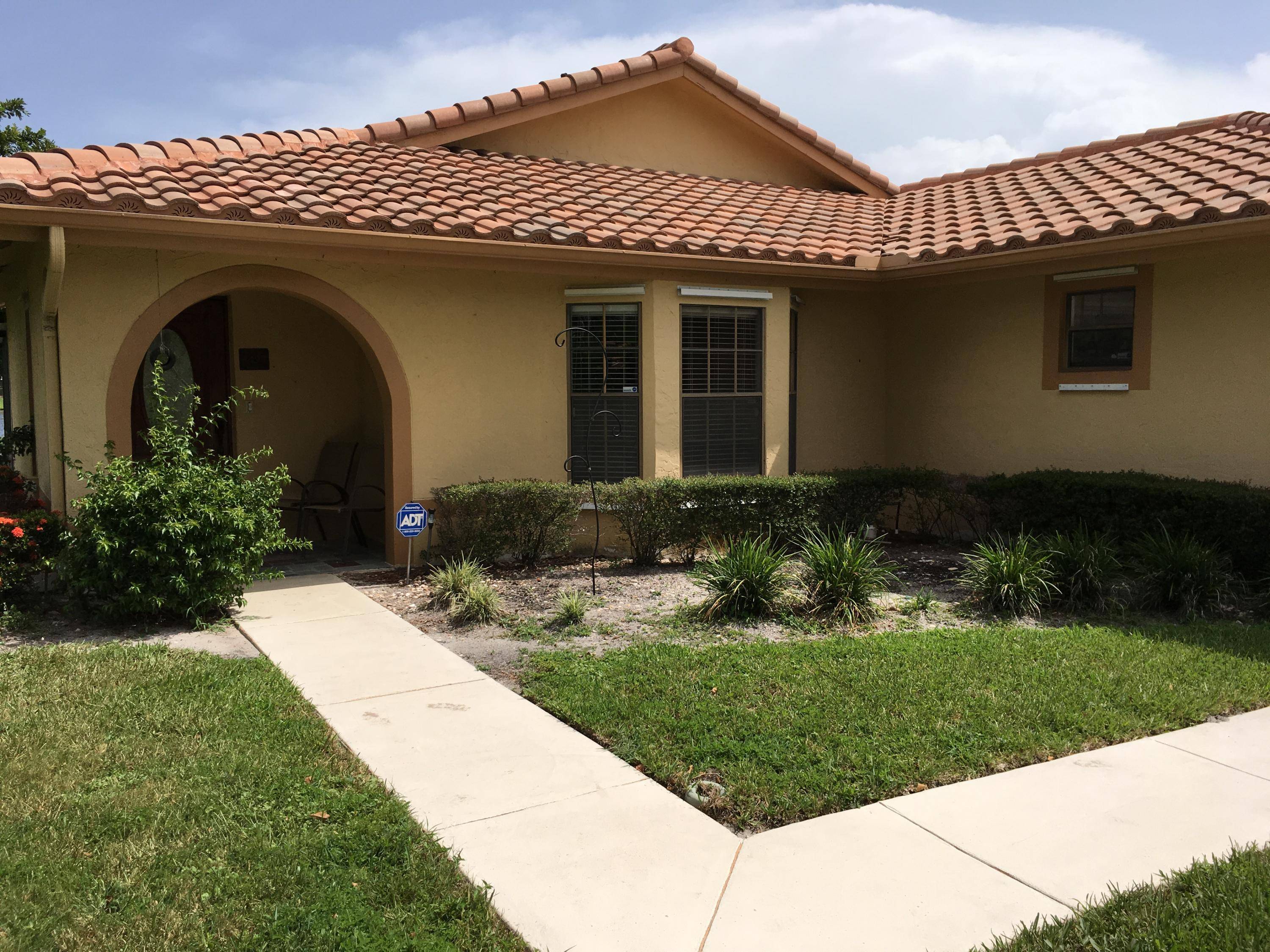 Boynton Beach, FL 33472,5497 Helene CIR