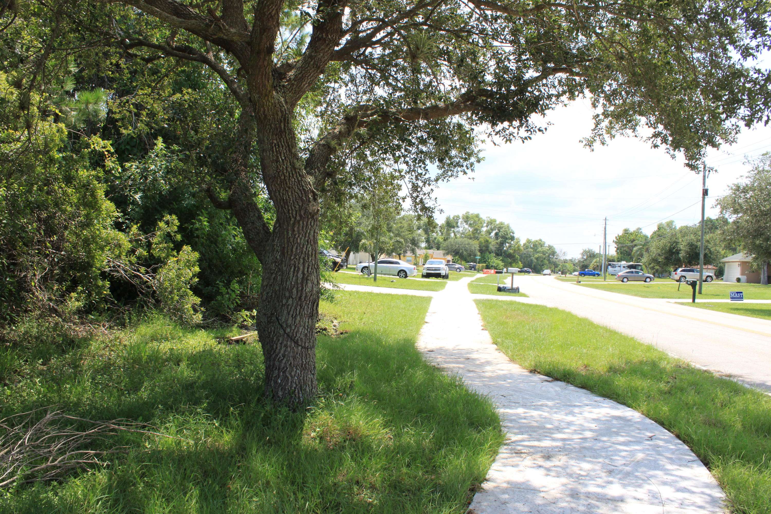 Port Saint Lucie, FL 34953,283 SW Tulip BLVD